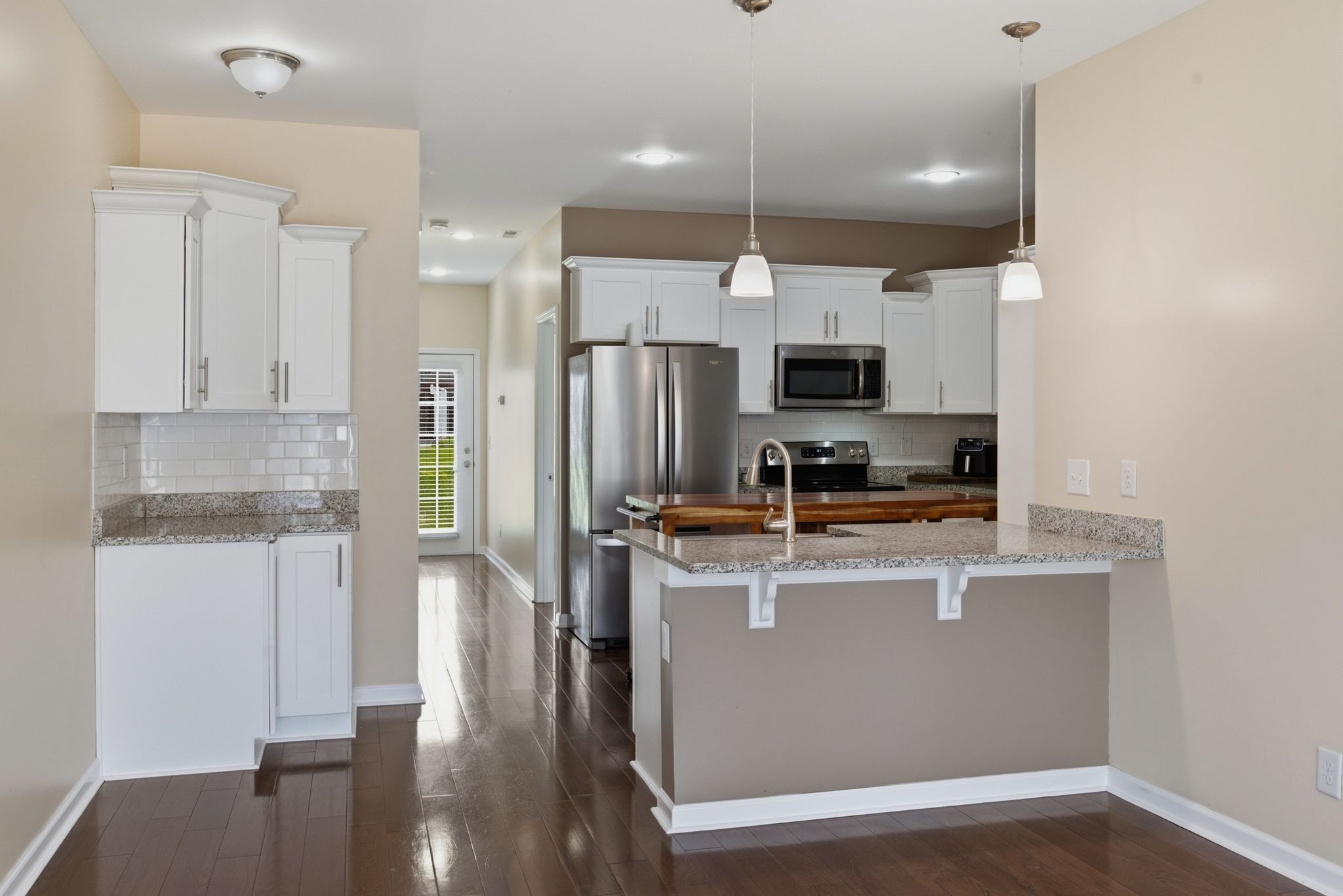 1300 Villa Cir Property Photo 7