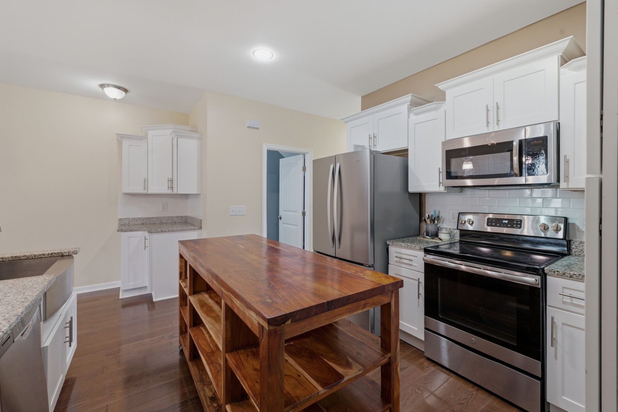 1300 Villa Cir Property Photo 11