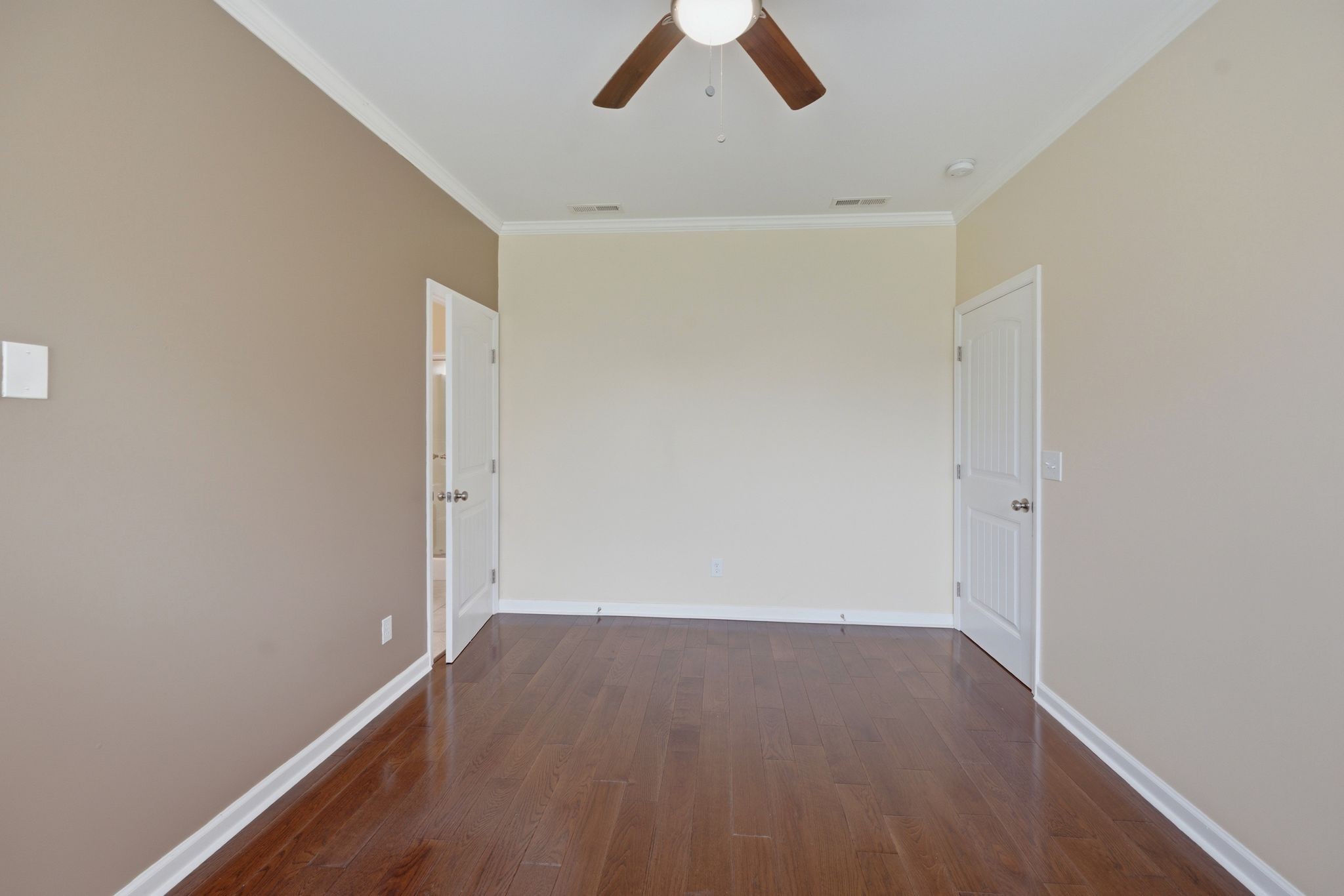 1300 Villa Cir Property Photo 19