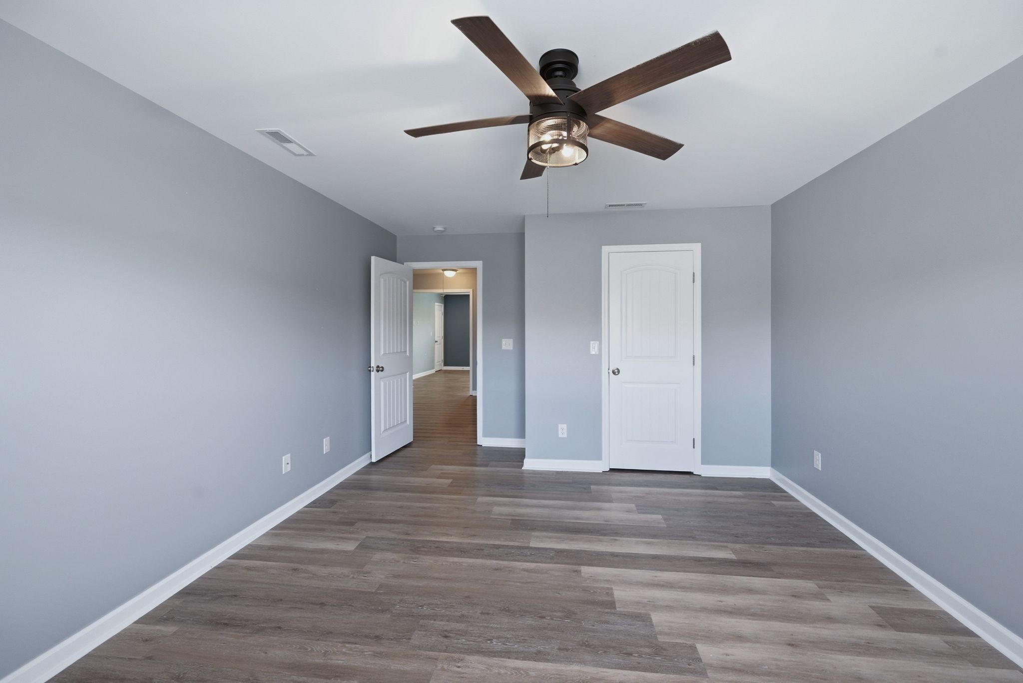 1300 Villa Cir Property Photo 28