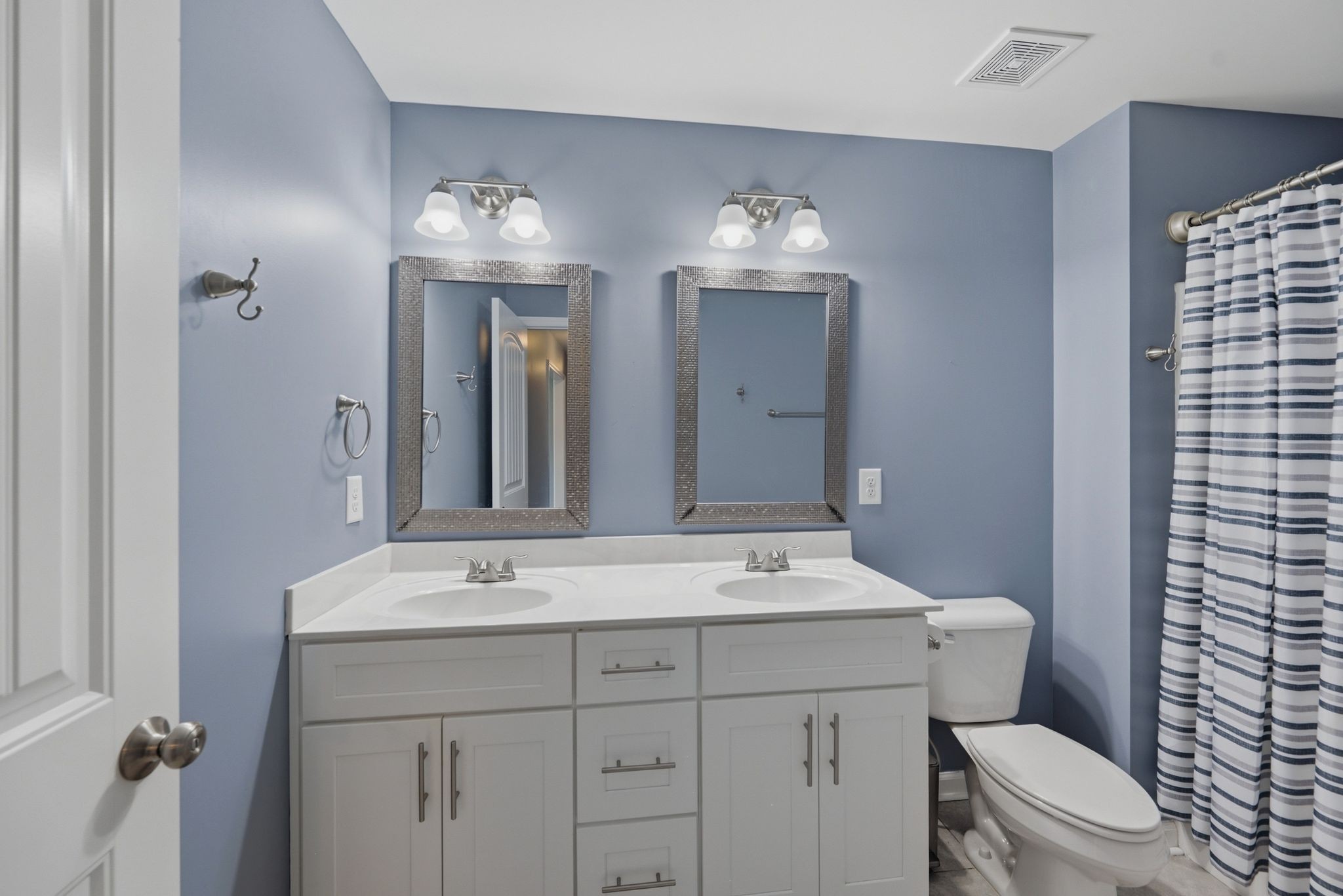 1300 Villa Cir Property Photo 29