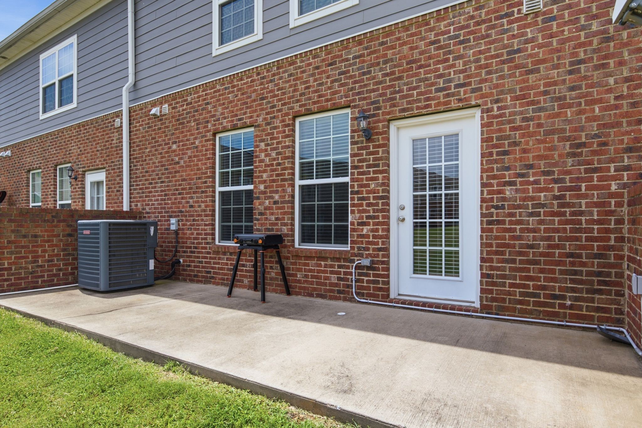 1300 Villa Cir Property Photo 35