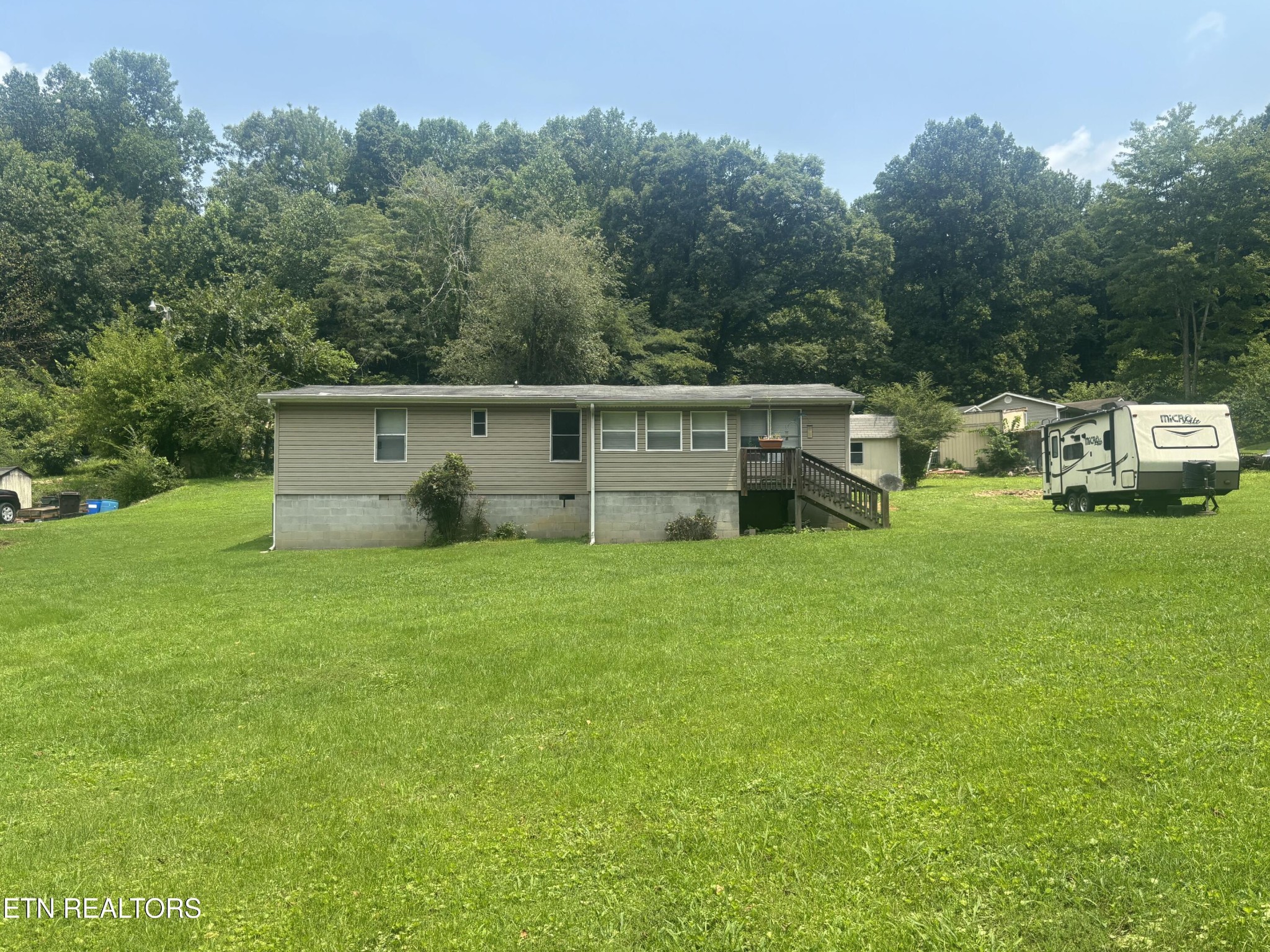 255 Henderson Hollow Rd Property Photo 1
