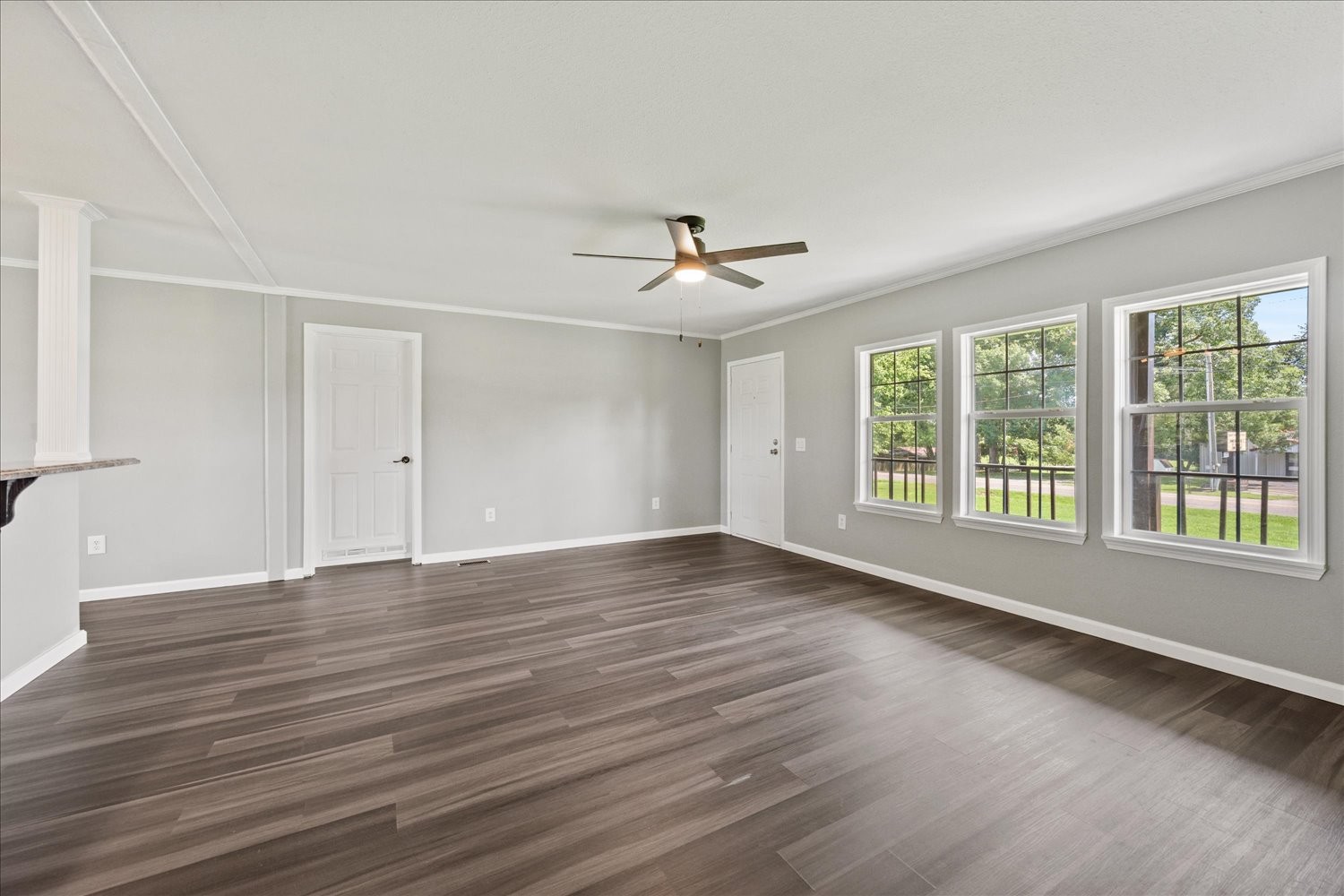 234 Howell Hill Rd Property Photo 6