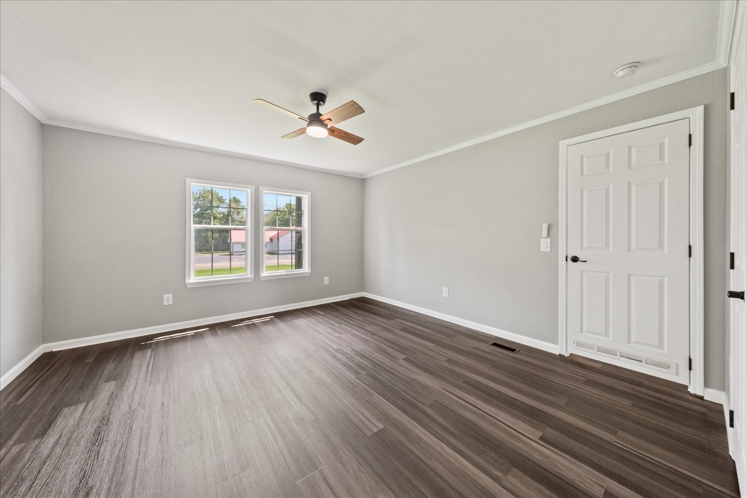 234 Howell Hill Rd Property Photo 16