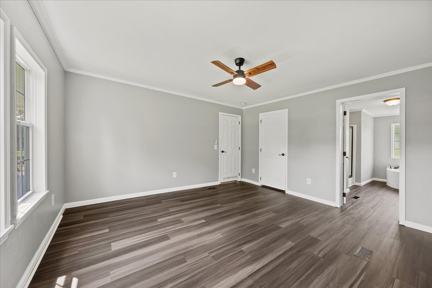234 Howell Hill Rd Property Photo 17