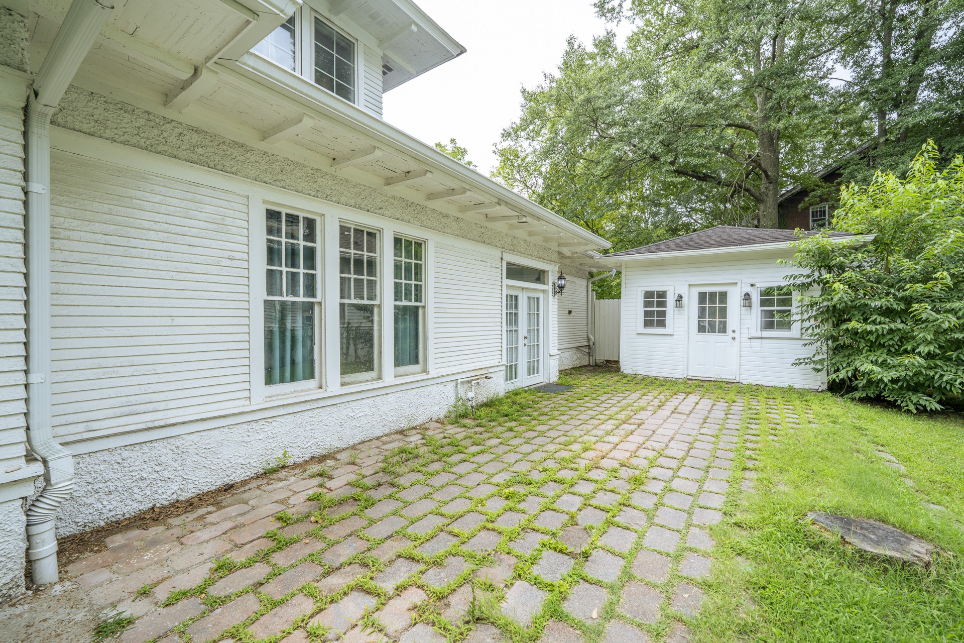 118 Arlington Ave Property Photo 50