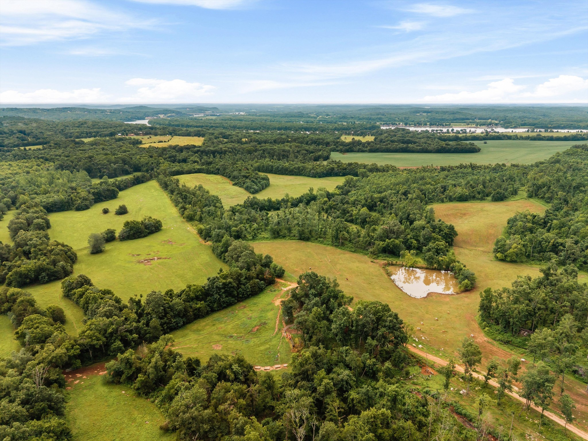900 Ed Renfroe Cir Property Photo 18
