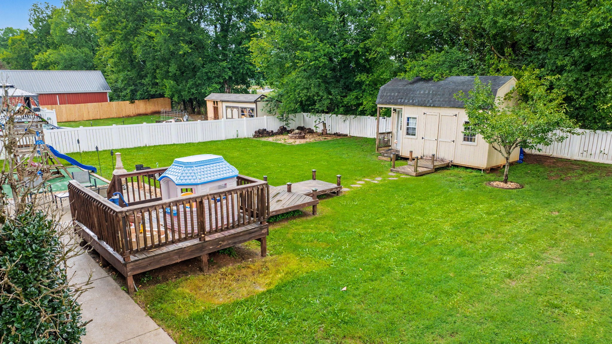 7132 Cloverdale Way Property Photo 28