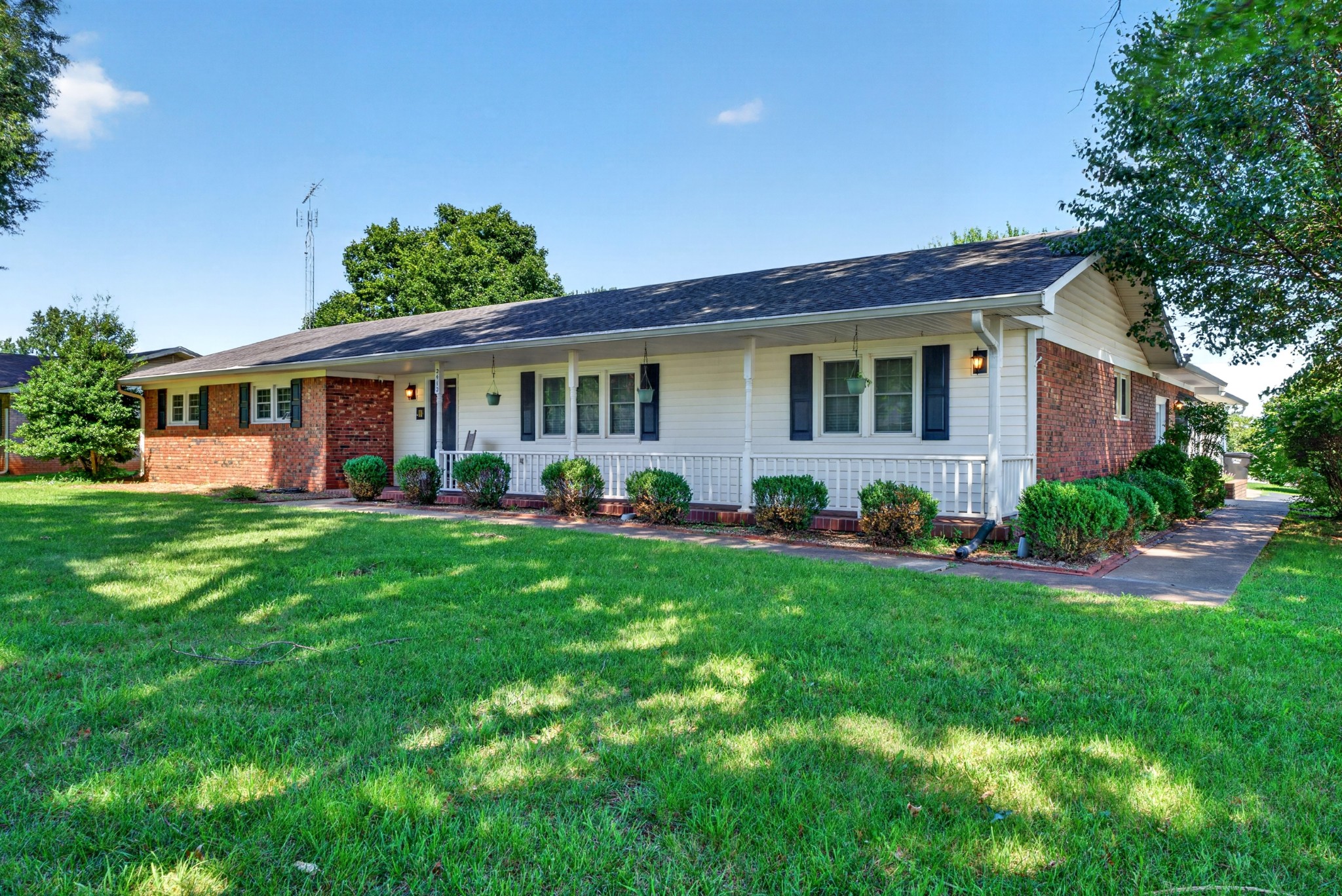 2412 Grider Pond Rd Property Photo 1