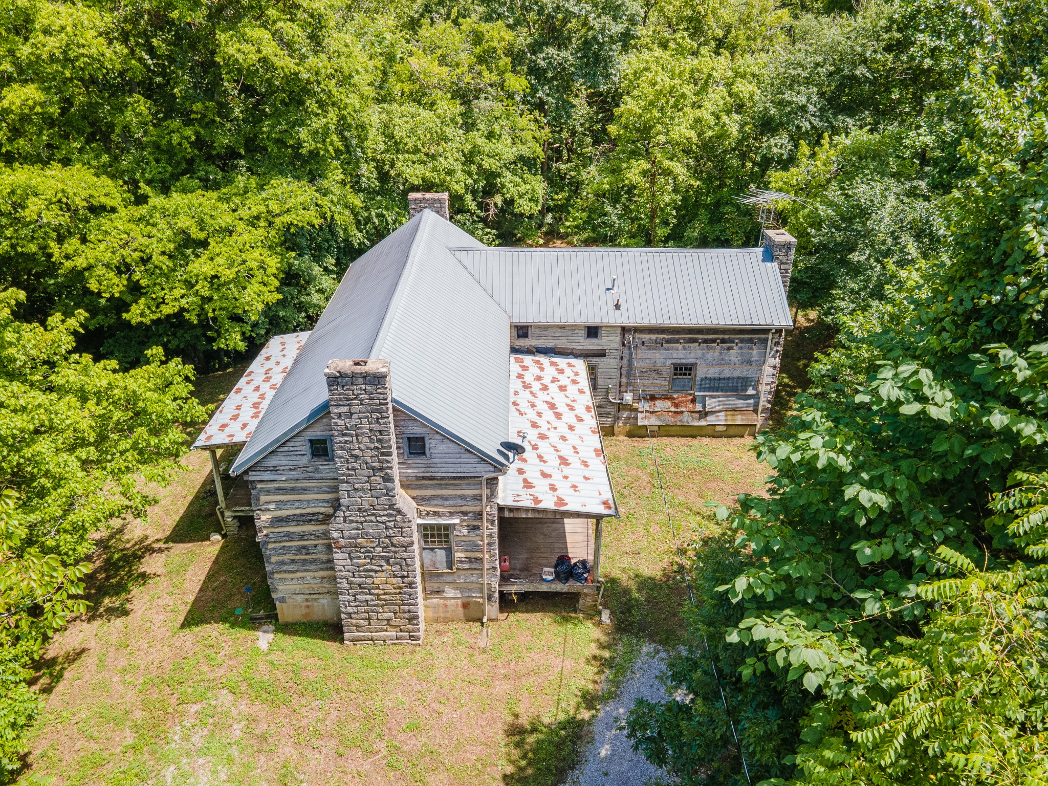 1700 Allen Brown Rd Property Photo 10