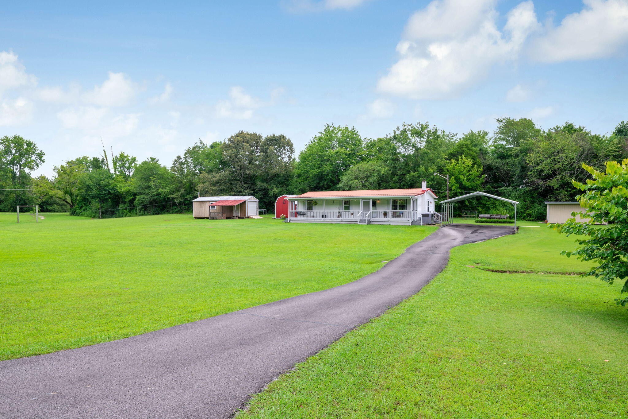 113 County Road 650 Property Photo 1