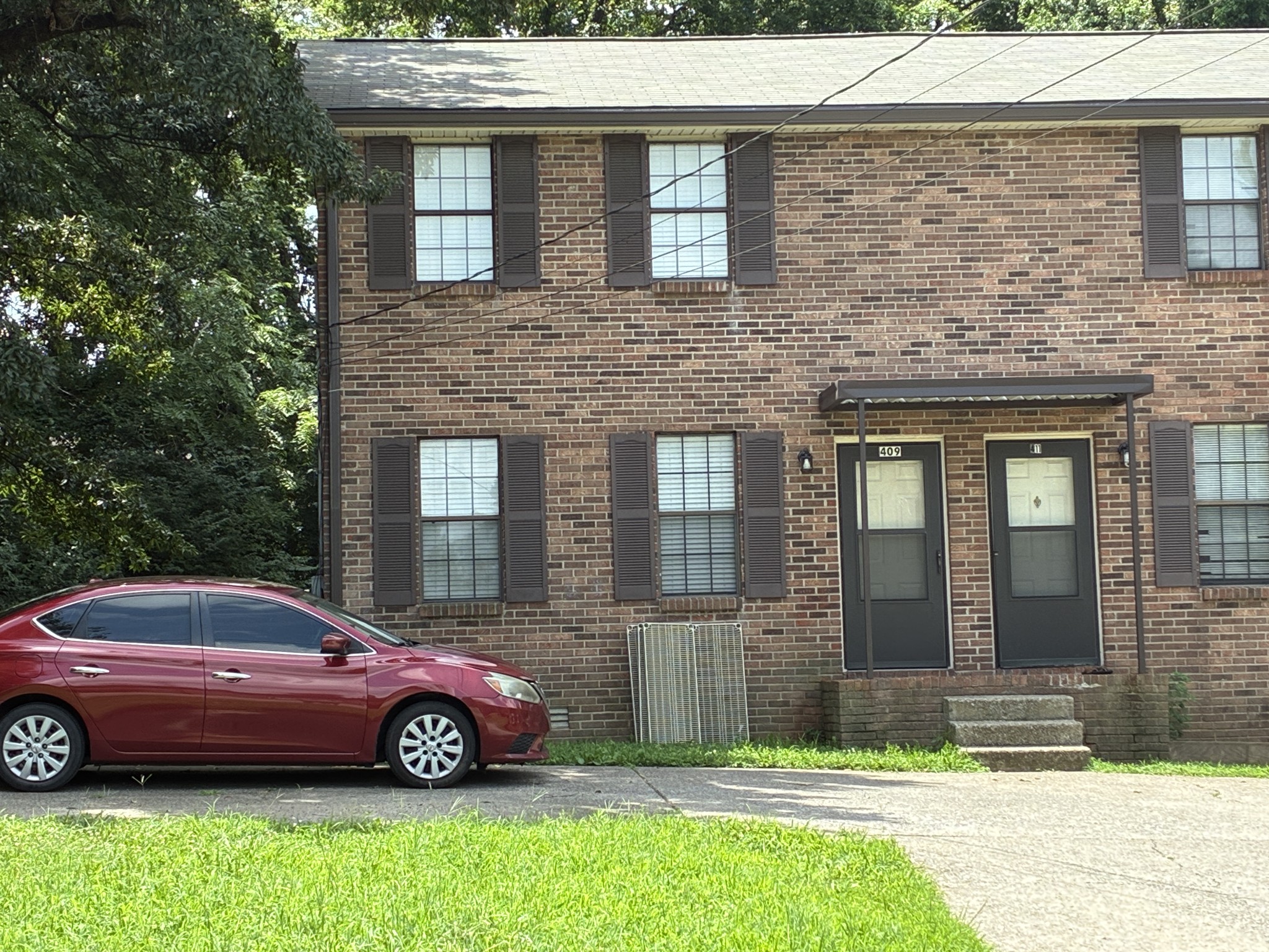 409 Derrick Ct Property Photo 1