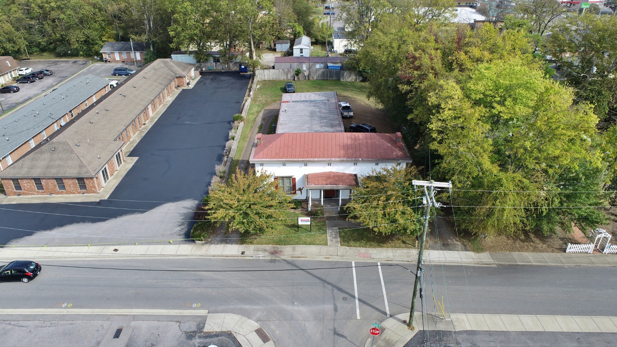 135 College St Property Photo 2