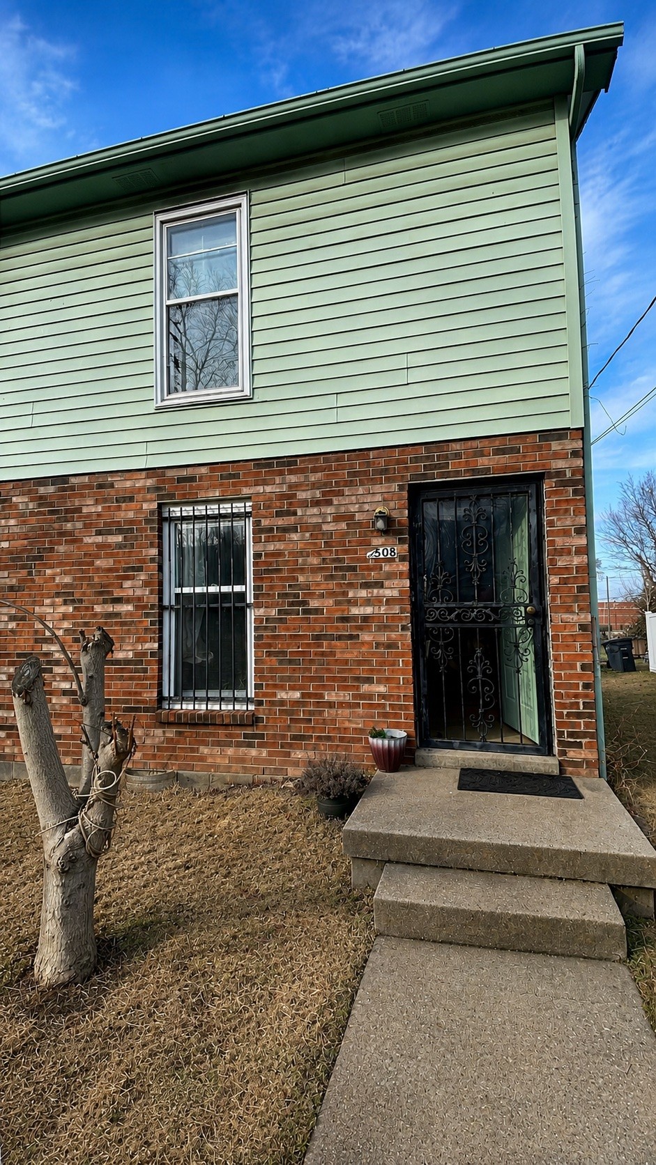2508 Booker St Property Photo 1