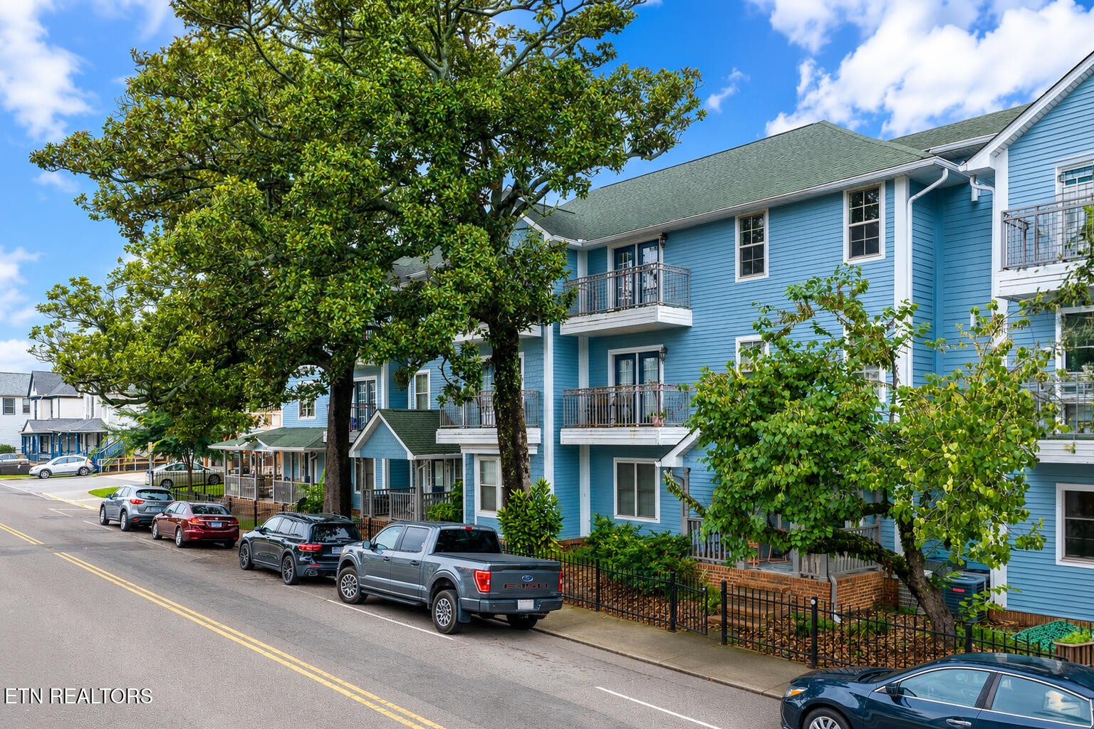 1636 Queen Anne Way