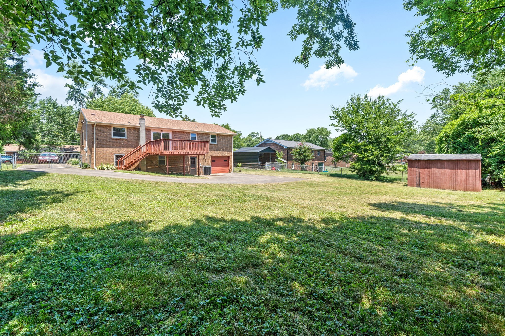 208 Aster Dr Property Photo 27
