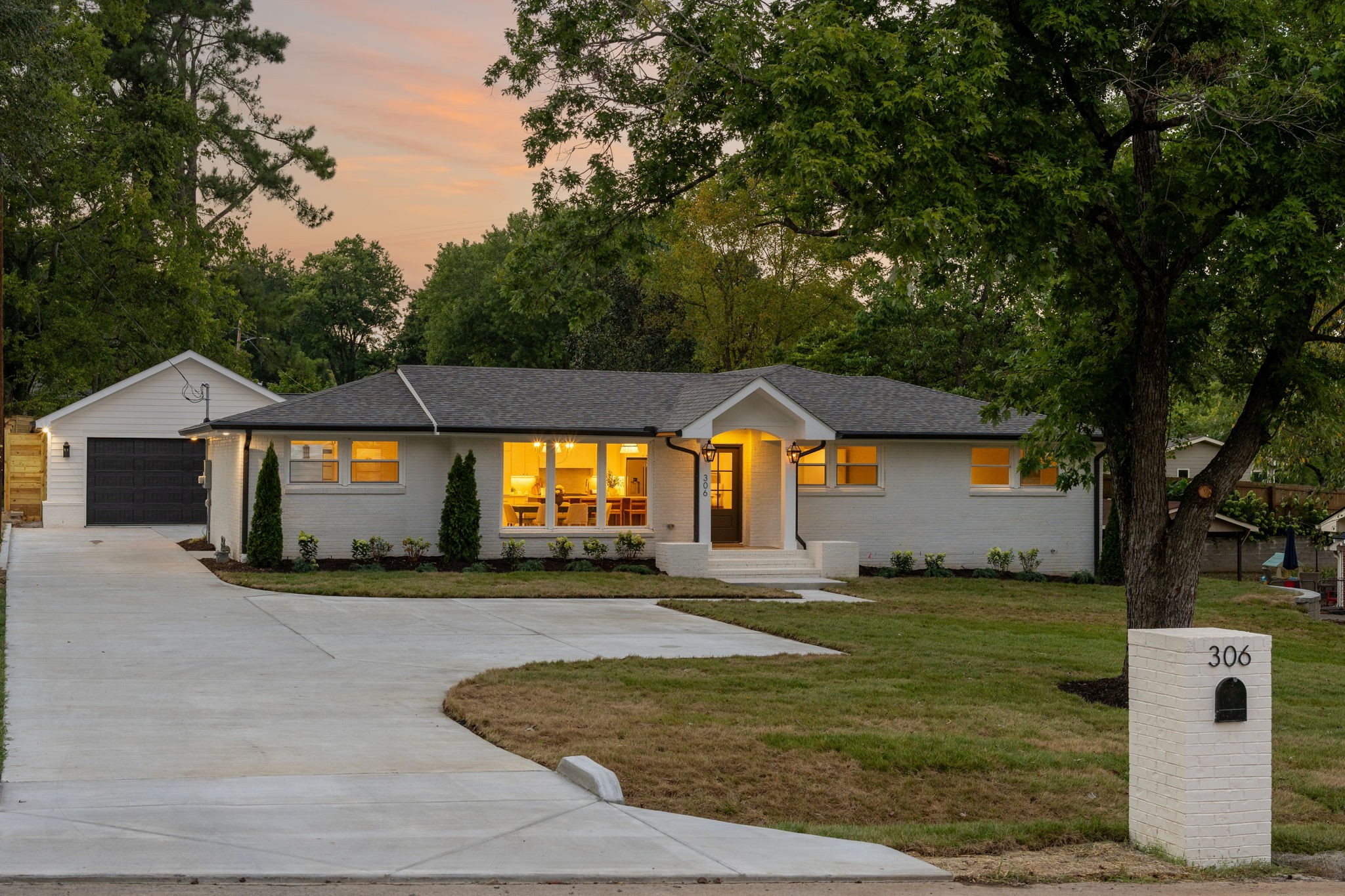 306 Randall Dr