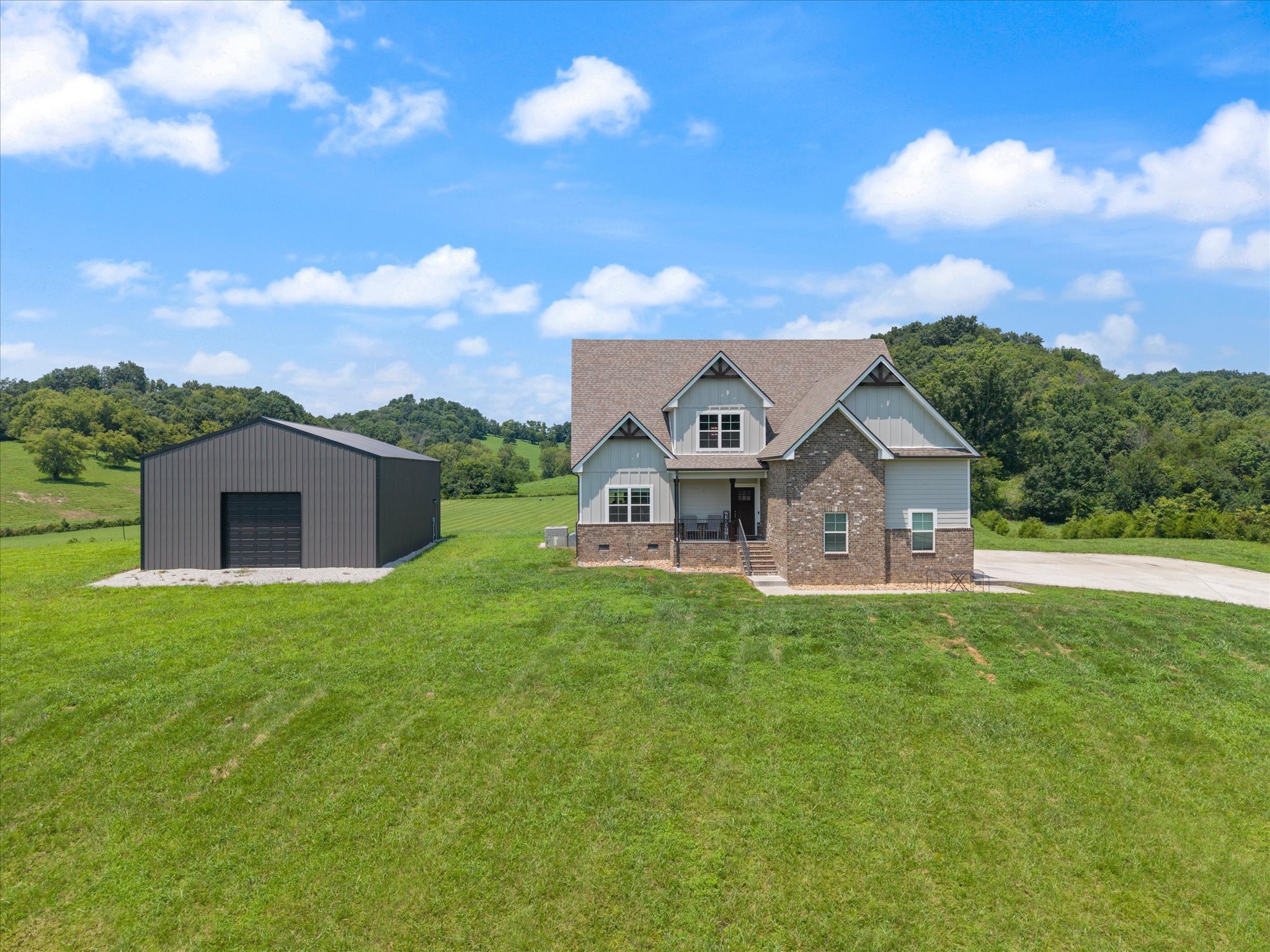 977 Mcbrides Branch Rd Property Photo 1
