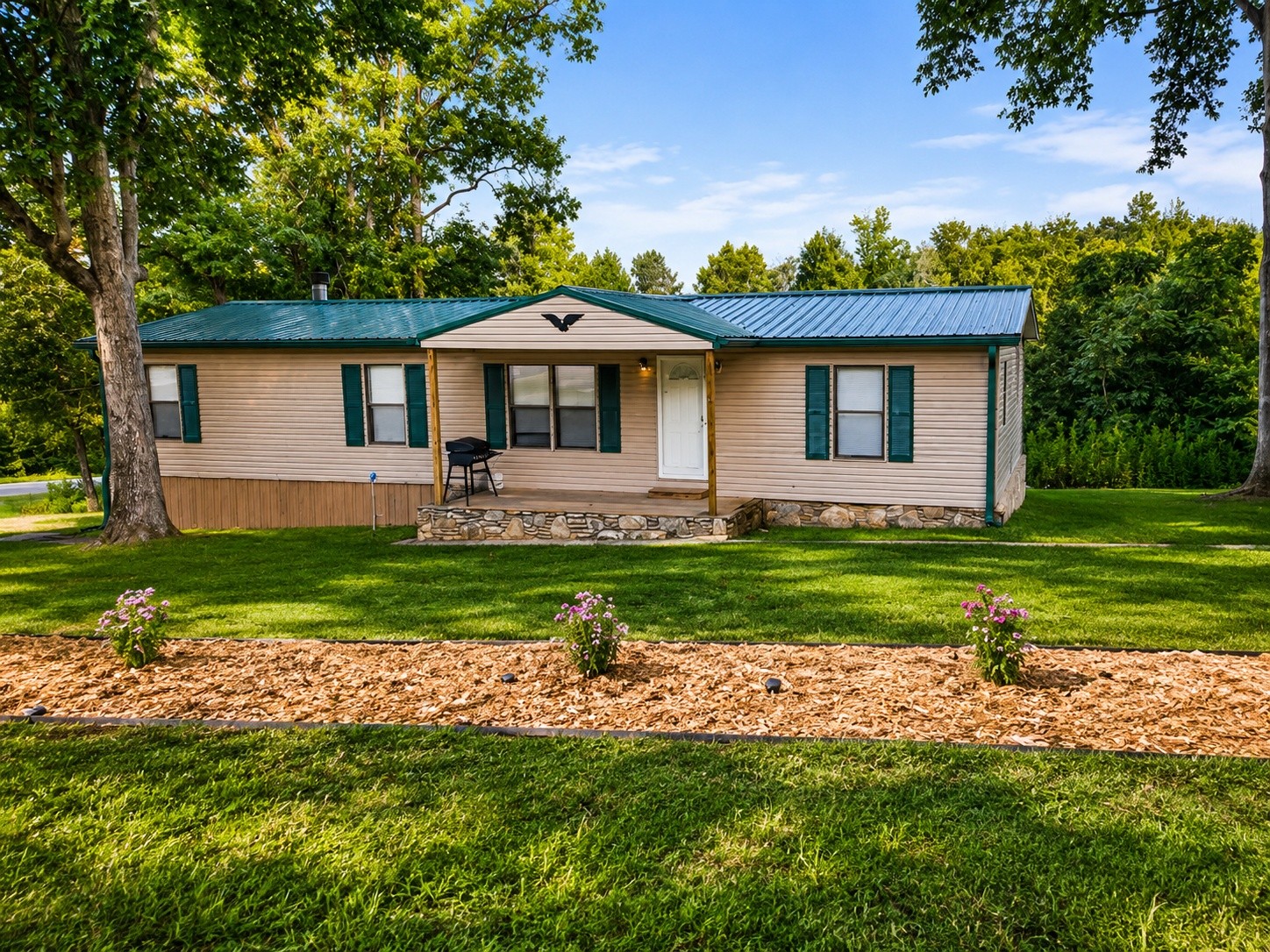33 Lower Roans Creek Rd Property Photo 1