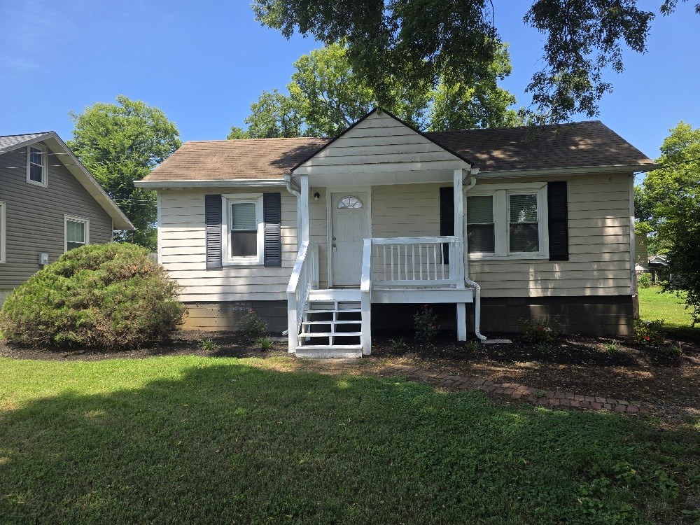 657 James Ave Property Photo 1
