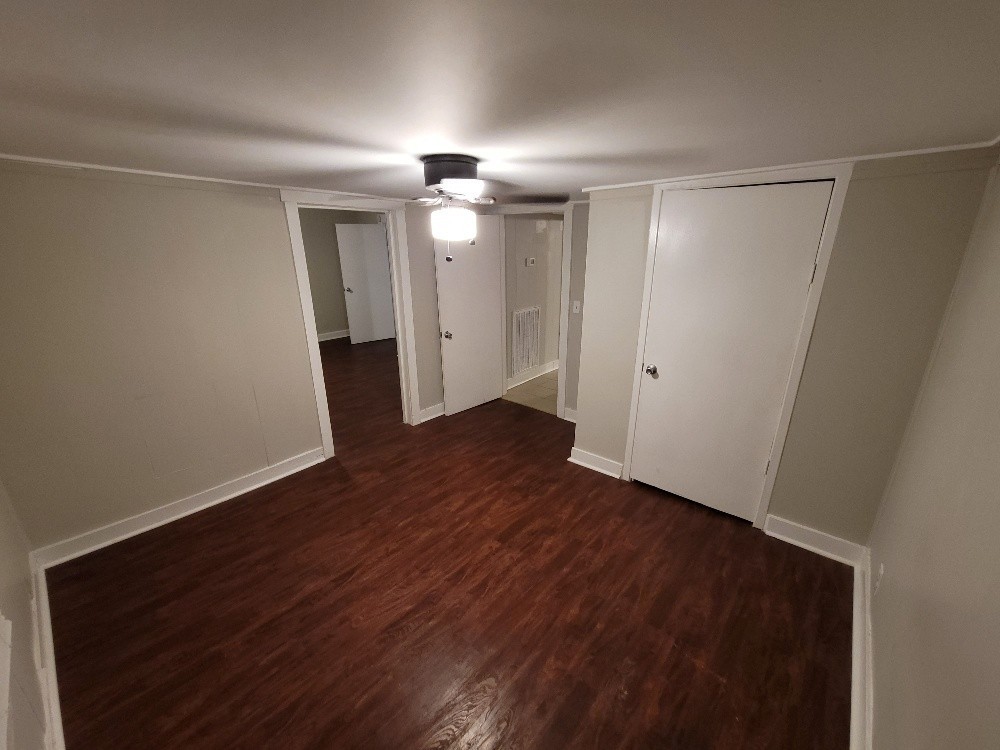 657 James Ave Property Photo 13