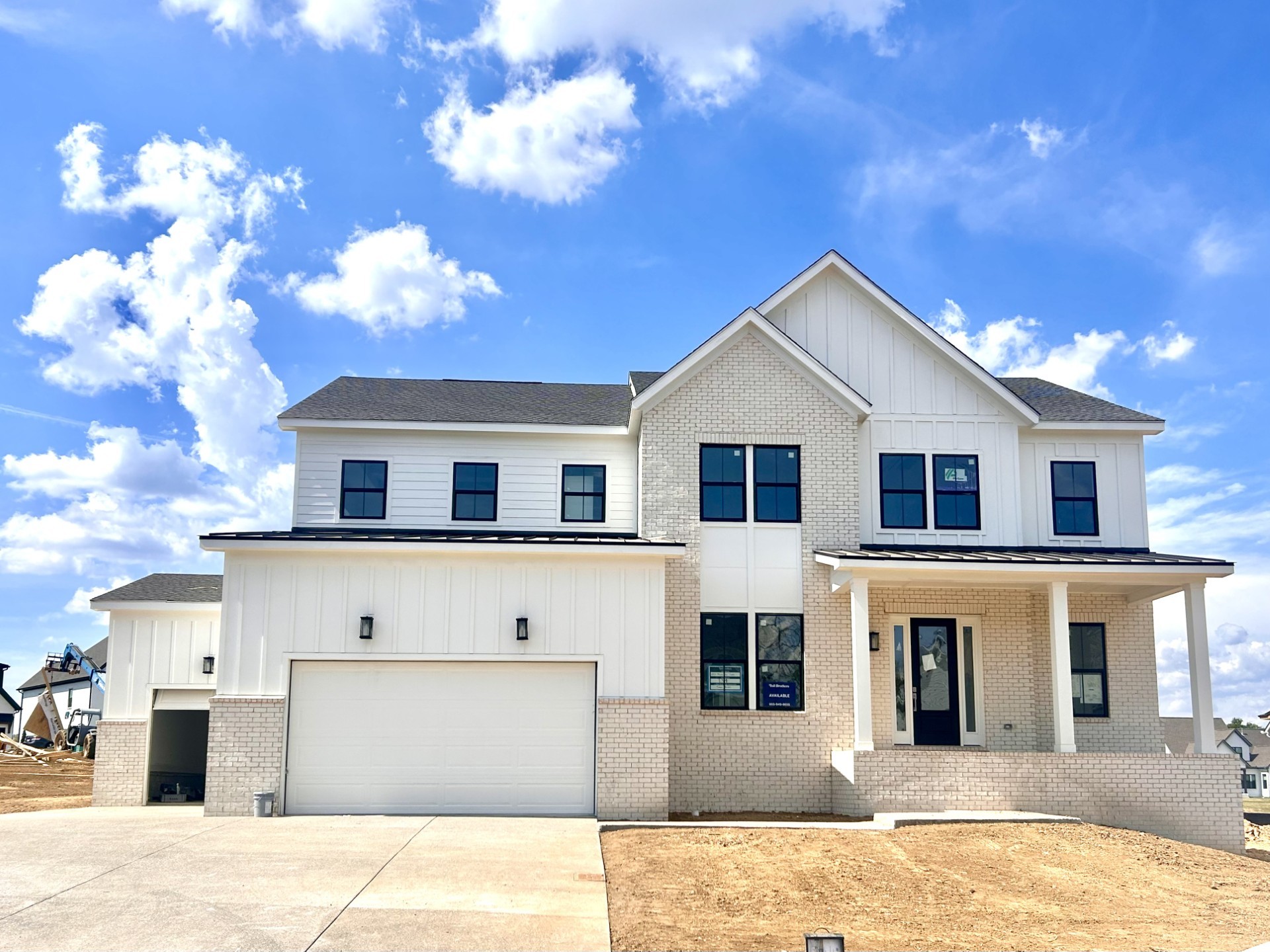 1434 Round Hill Lane Property Photo 1