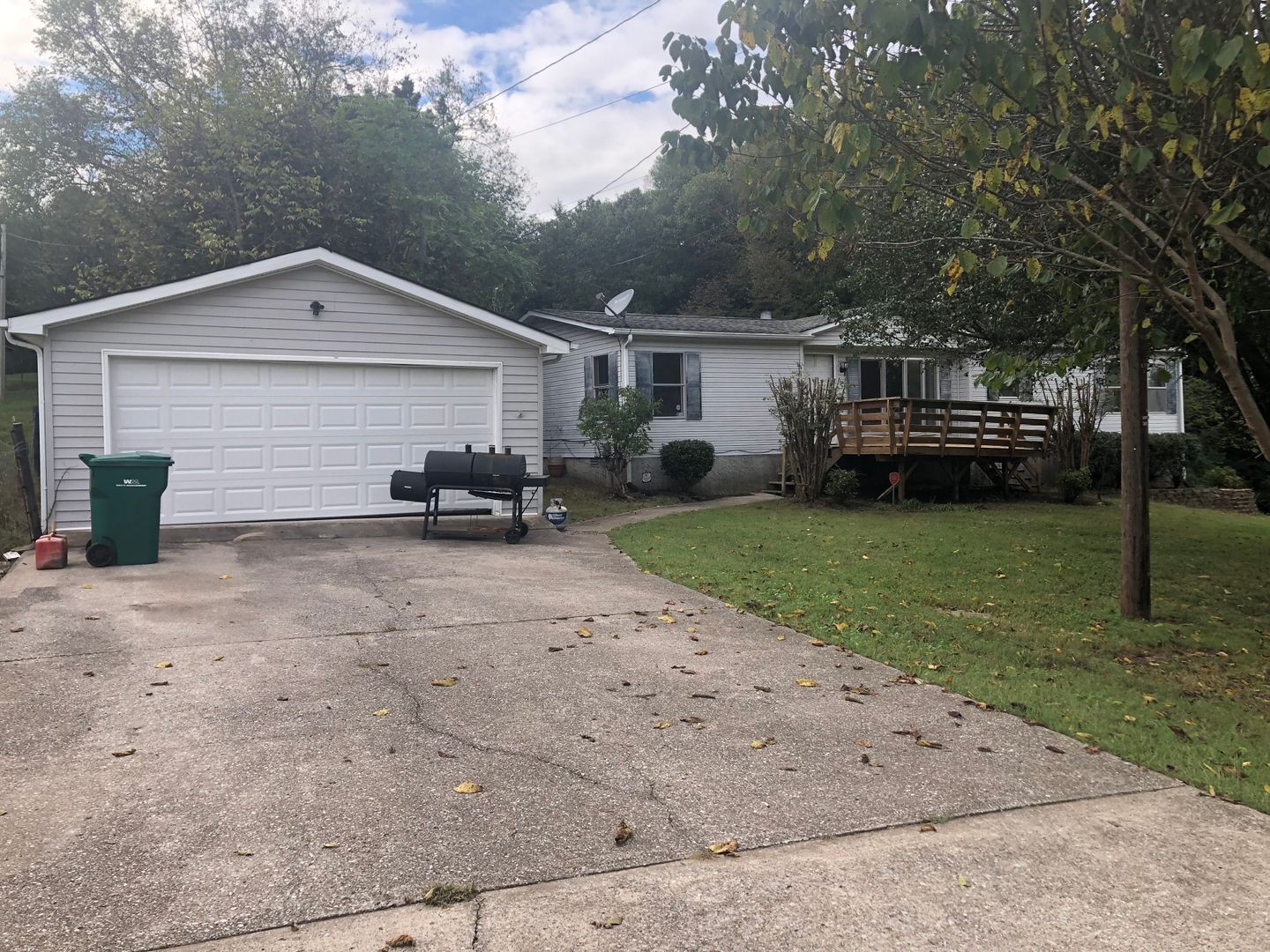 1717 Nonaville Rd Property Photo 1