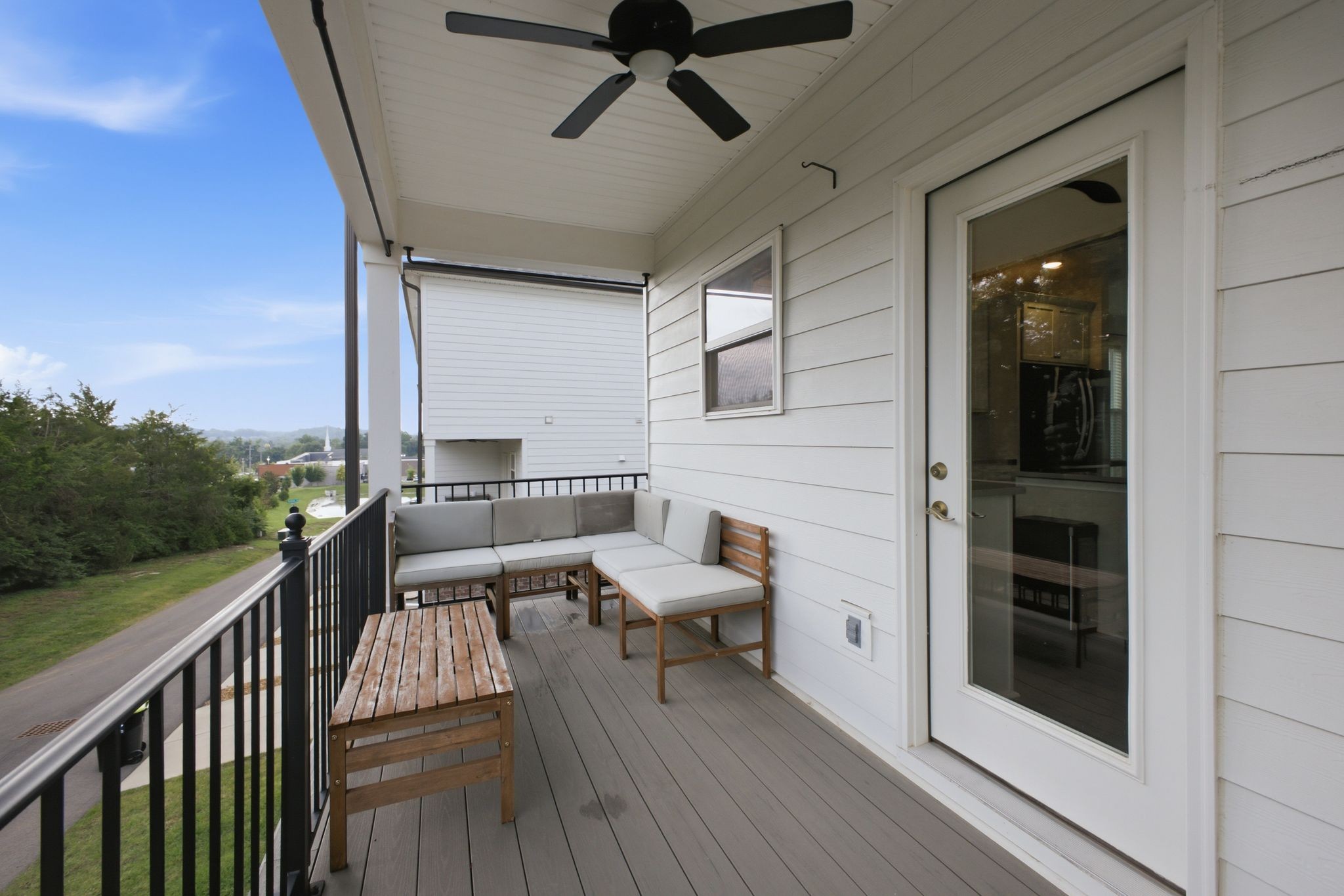 458 Portsdale Dr Property Photo 16