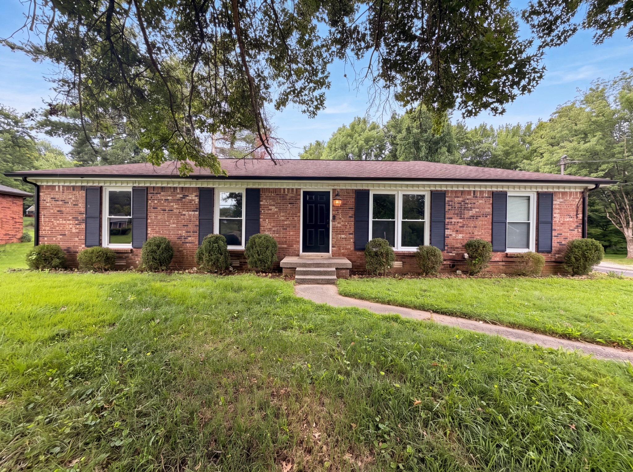 330 Harold Dr Property Photo 1