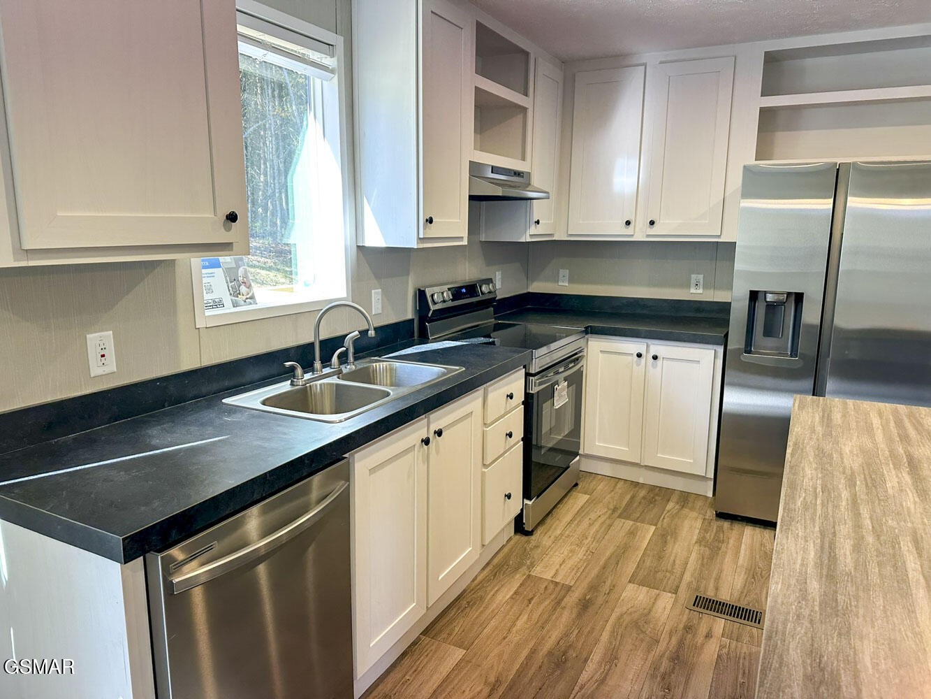 350 Bungalow Drive Property Photo 5