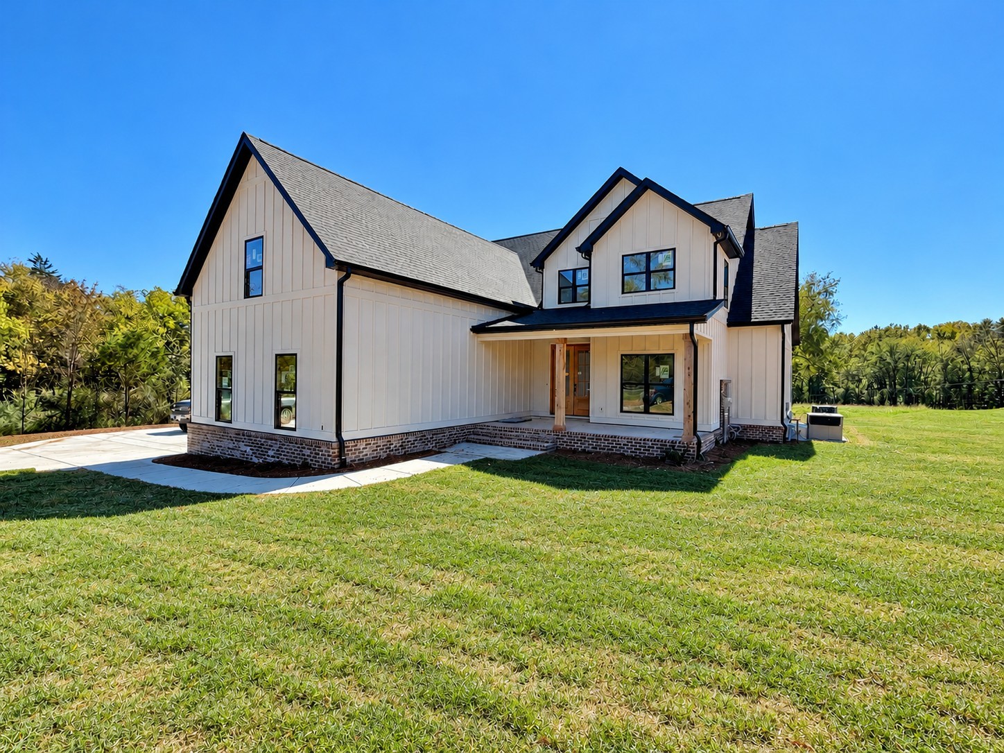 3261 Sulphur Springs Rd Property Photo 2