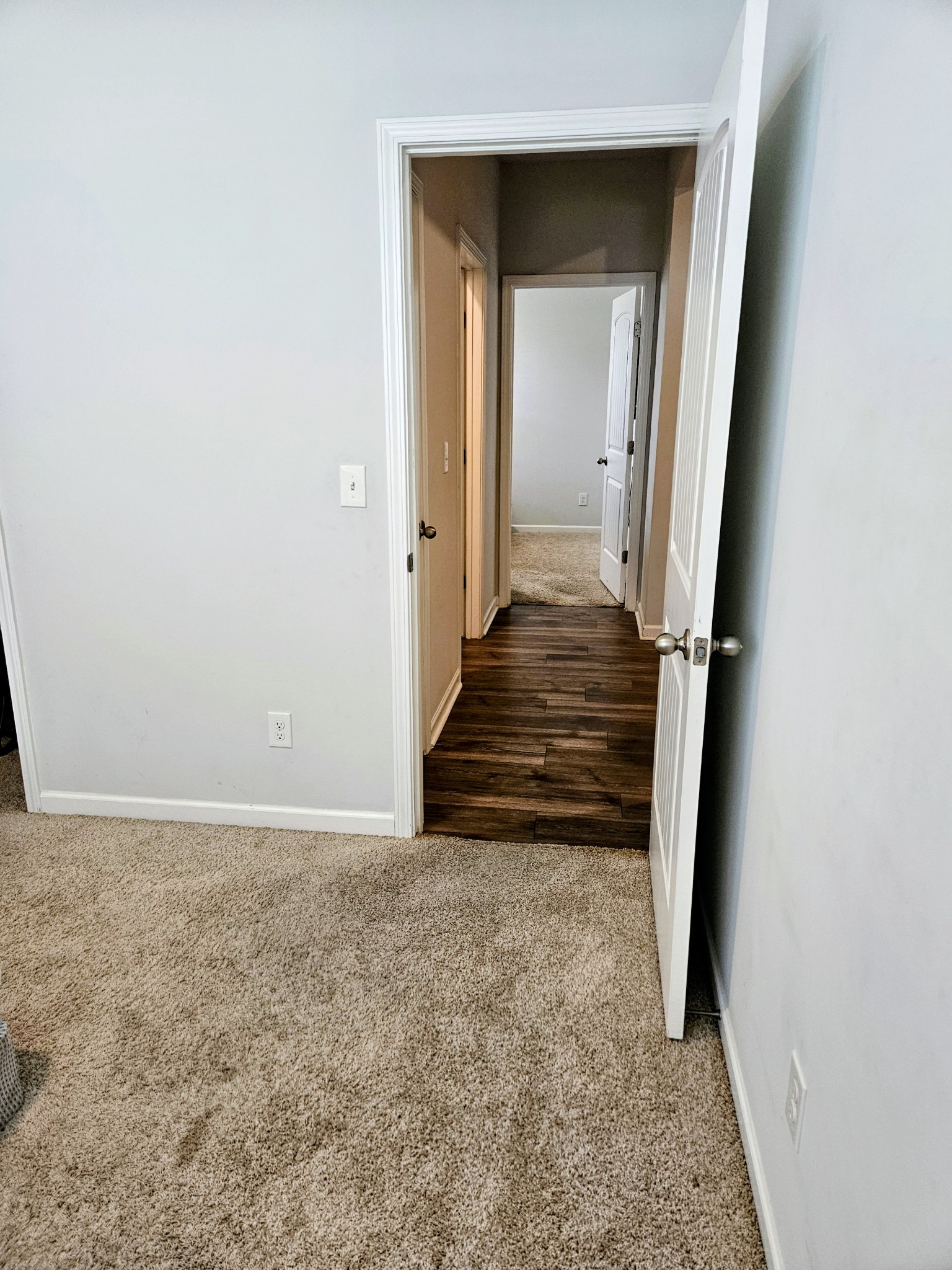 5048 Hunters Village Dr, E Property Photo 12