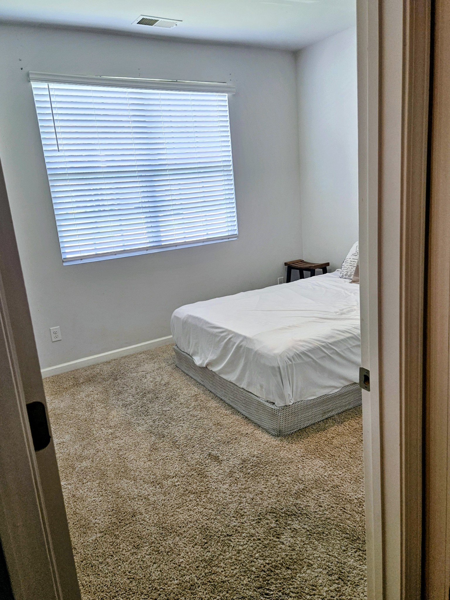 5048 Hunters Village Dr, E Property Photo 13