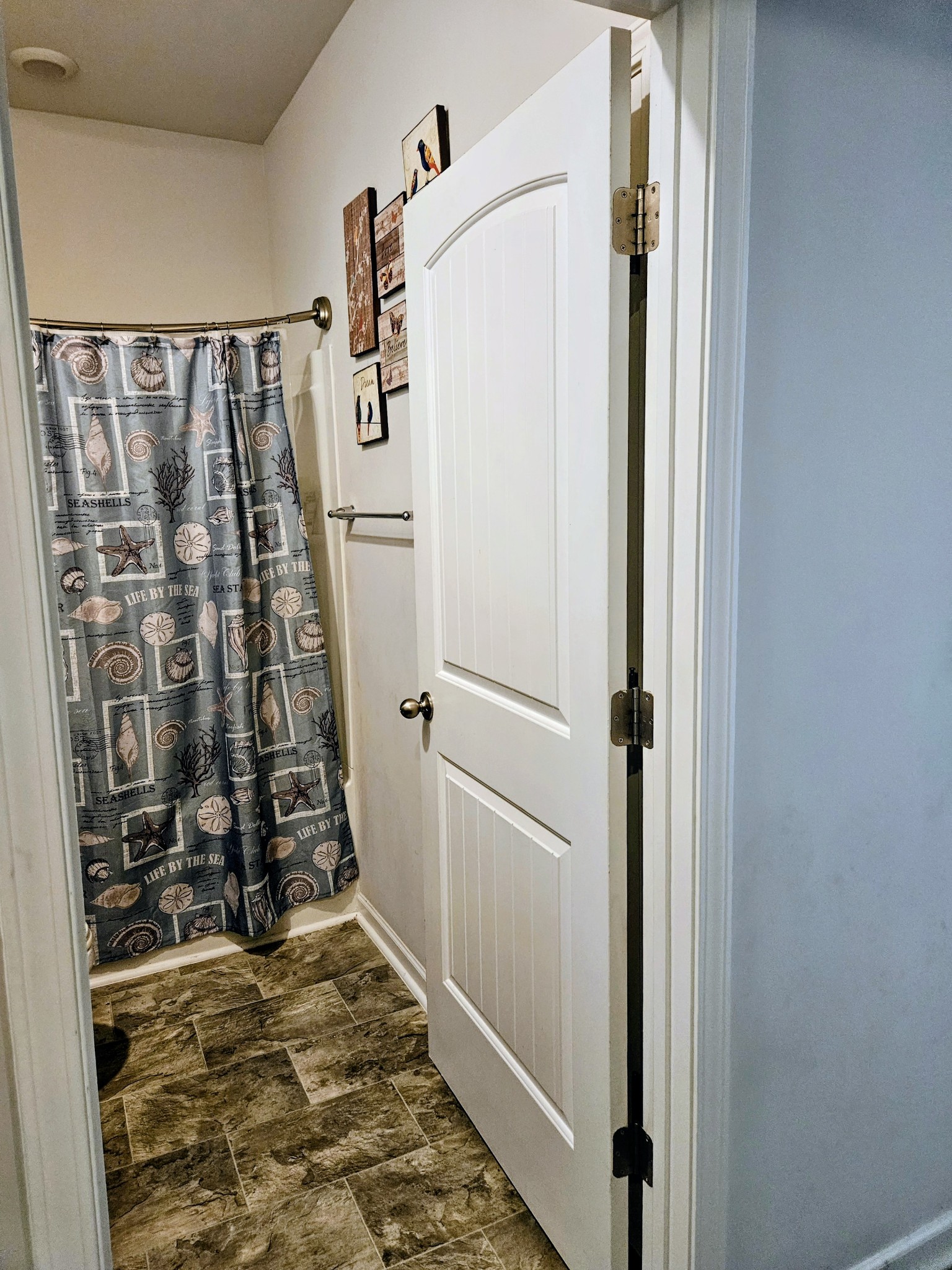 5048 Hunters Village Dr, E Property Photo 19