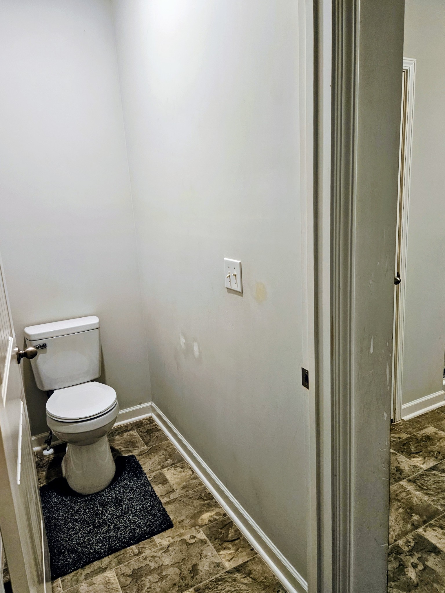 5048 Hunters Village Dr, E Property Photo 33