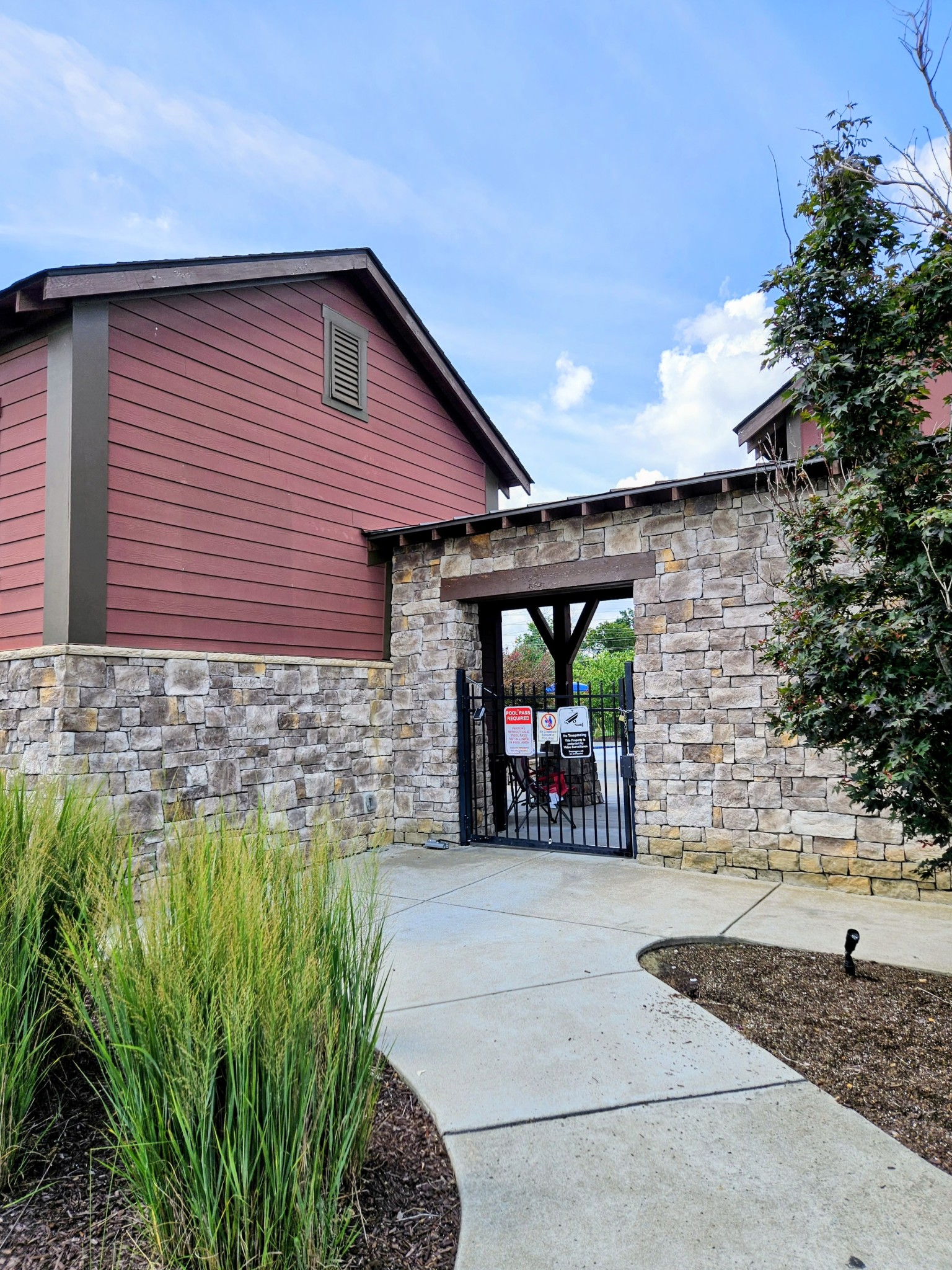 5048 Hunters Village Dr, E Property Photo 47