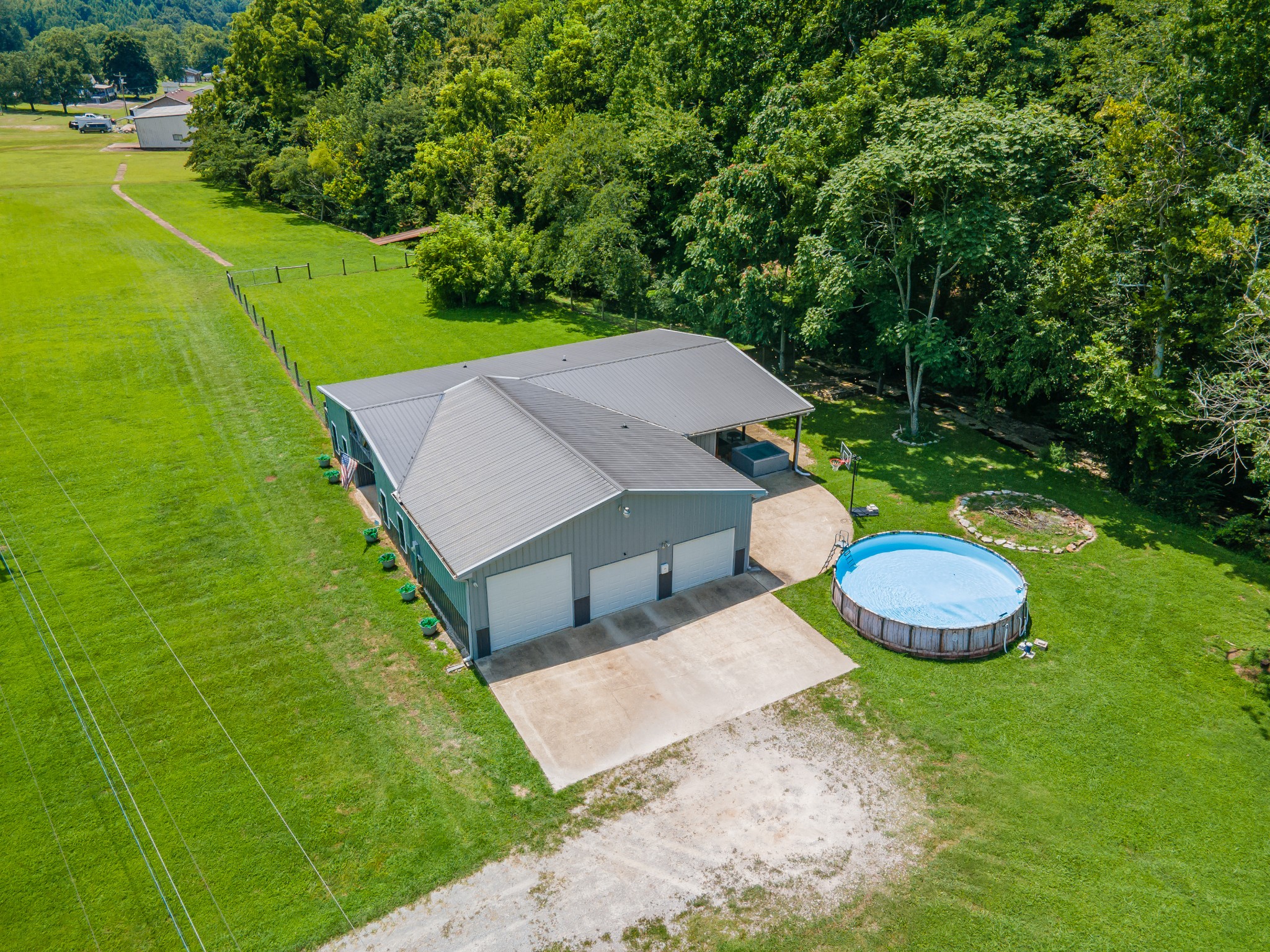 1240 Sumac Rd Property Photo 40