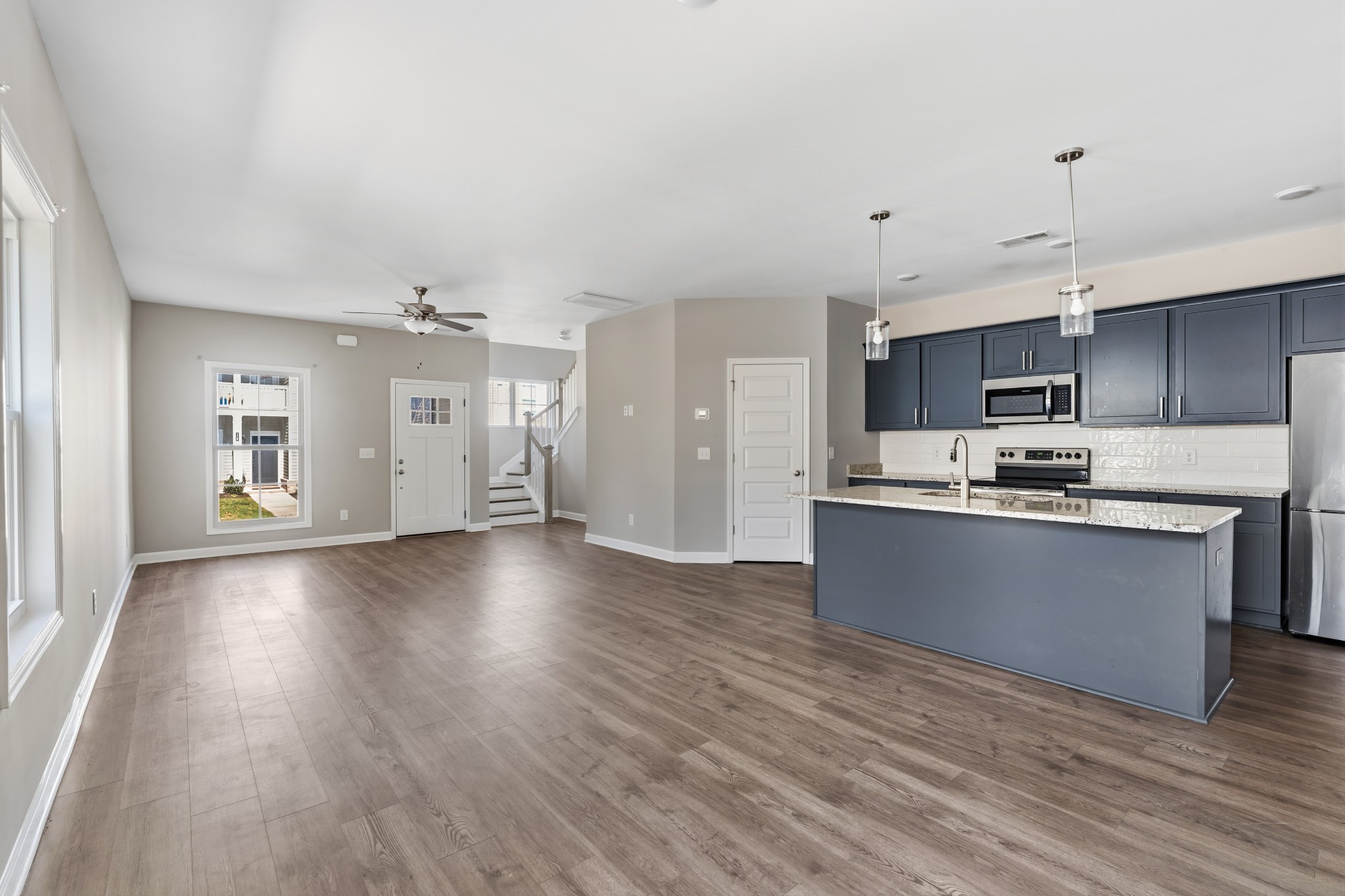 1727 Fenway Loop Property Photo 12