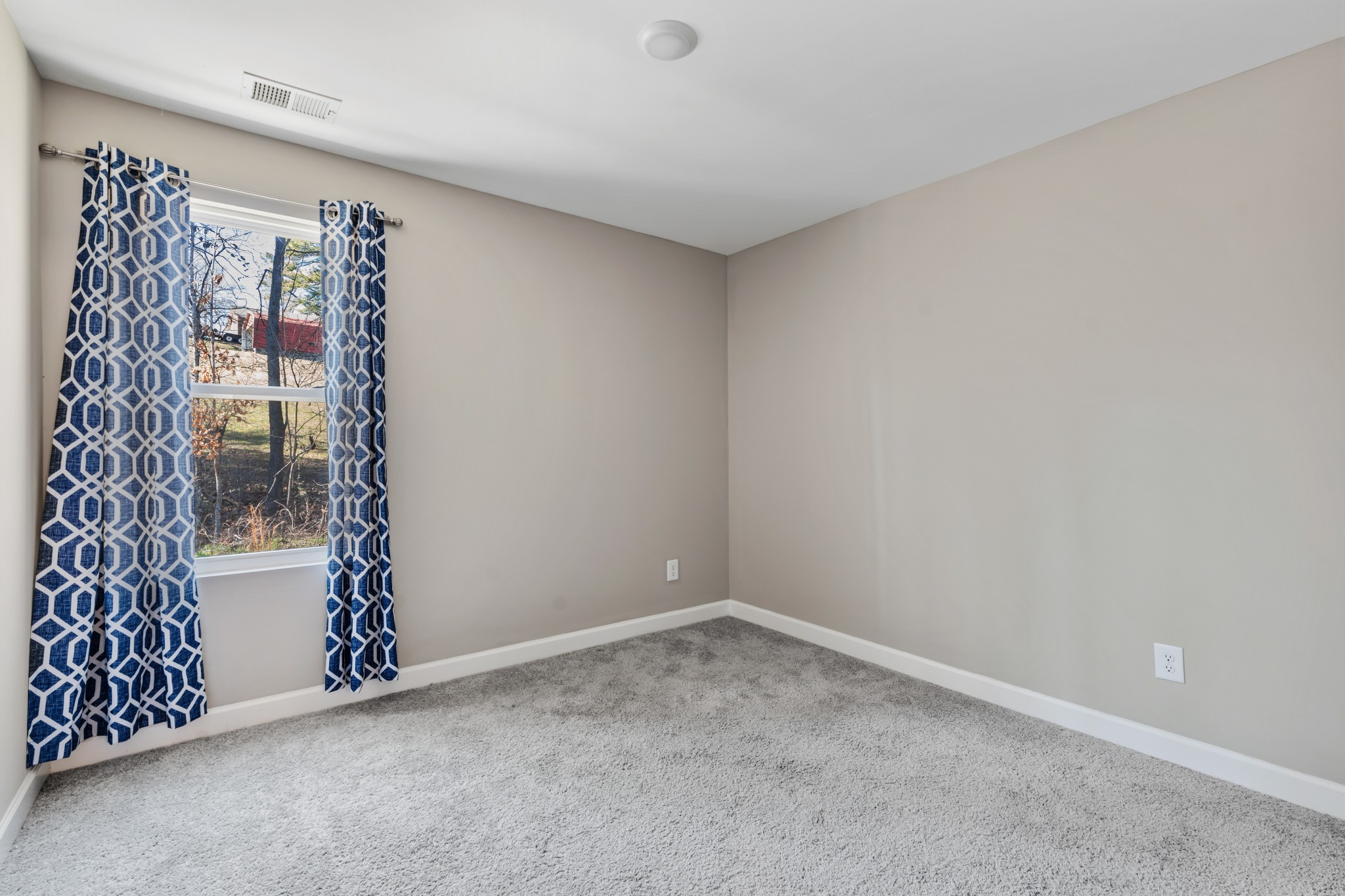 1727 Fenway Loop Property Photo 23
