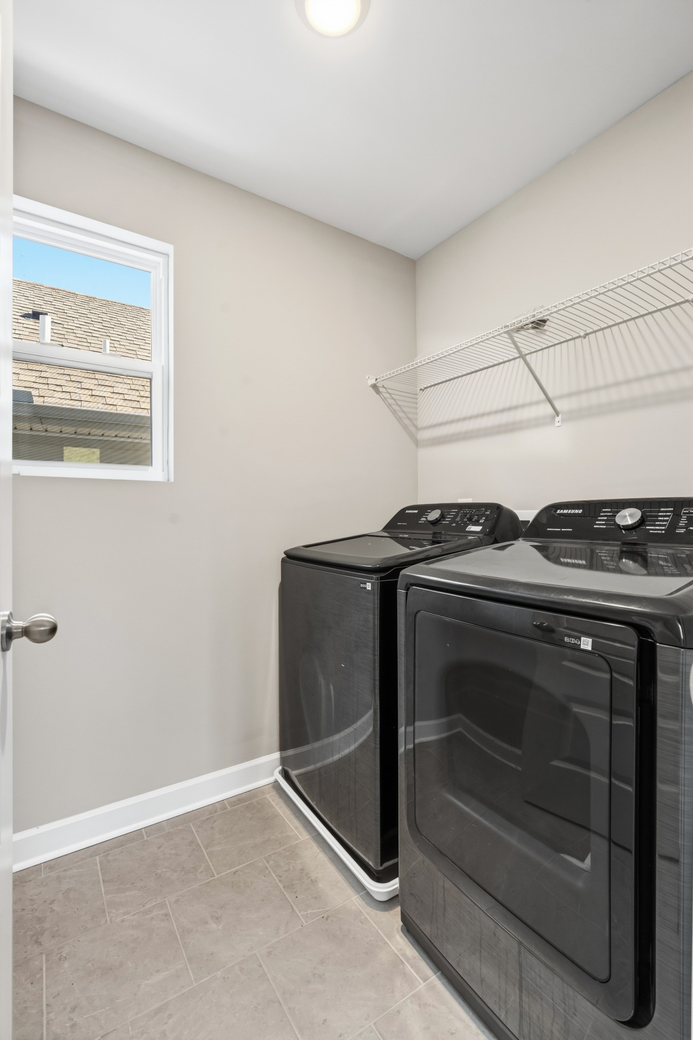 1727 Fenway Loop Property Photo 29