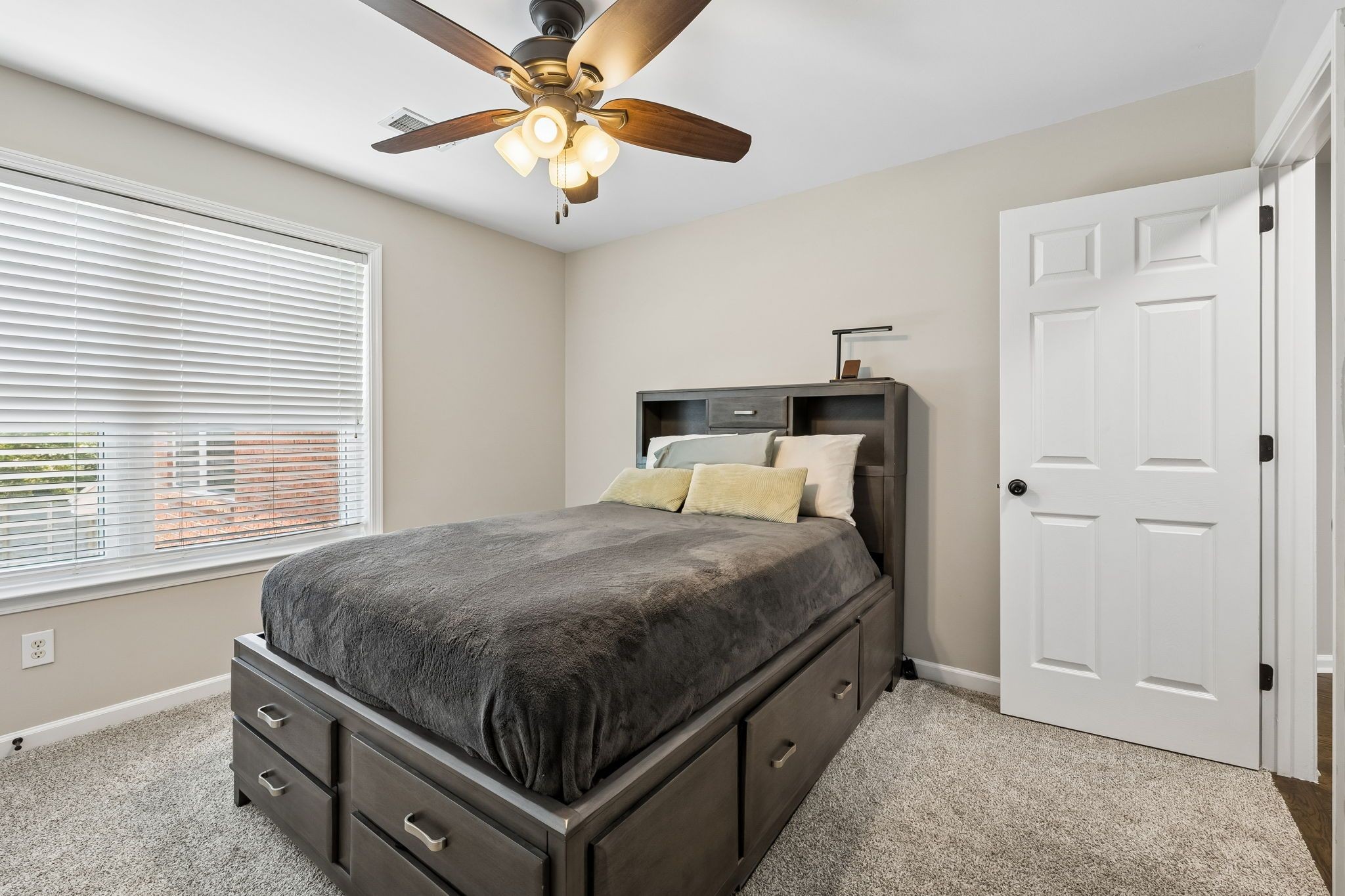 505 Falkirk Ct Property Photo 40