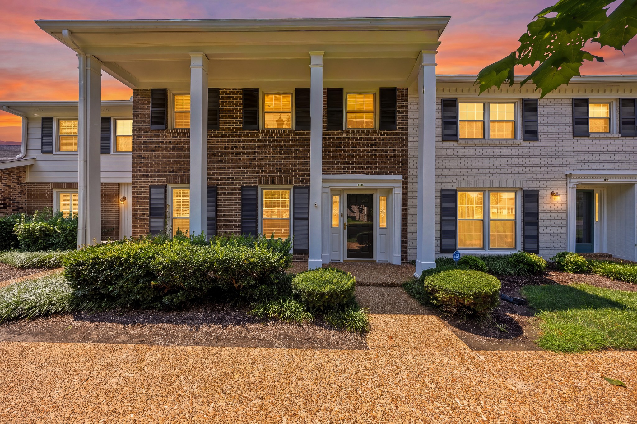 1002 E Northfield Blvd