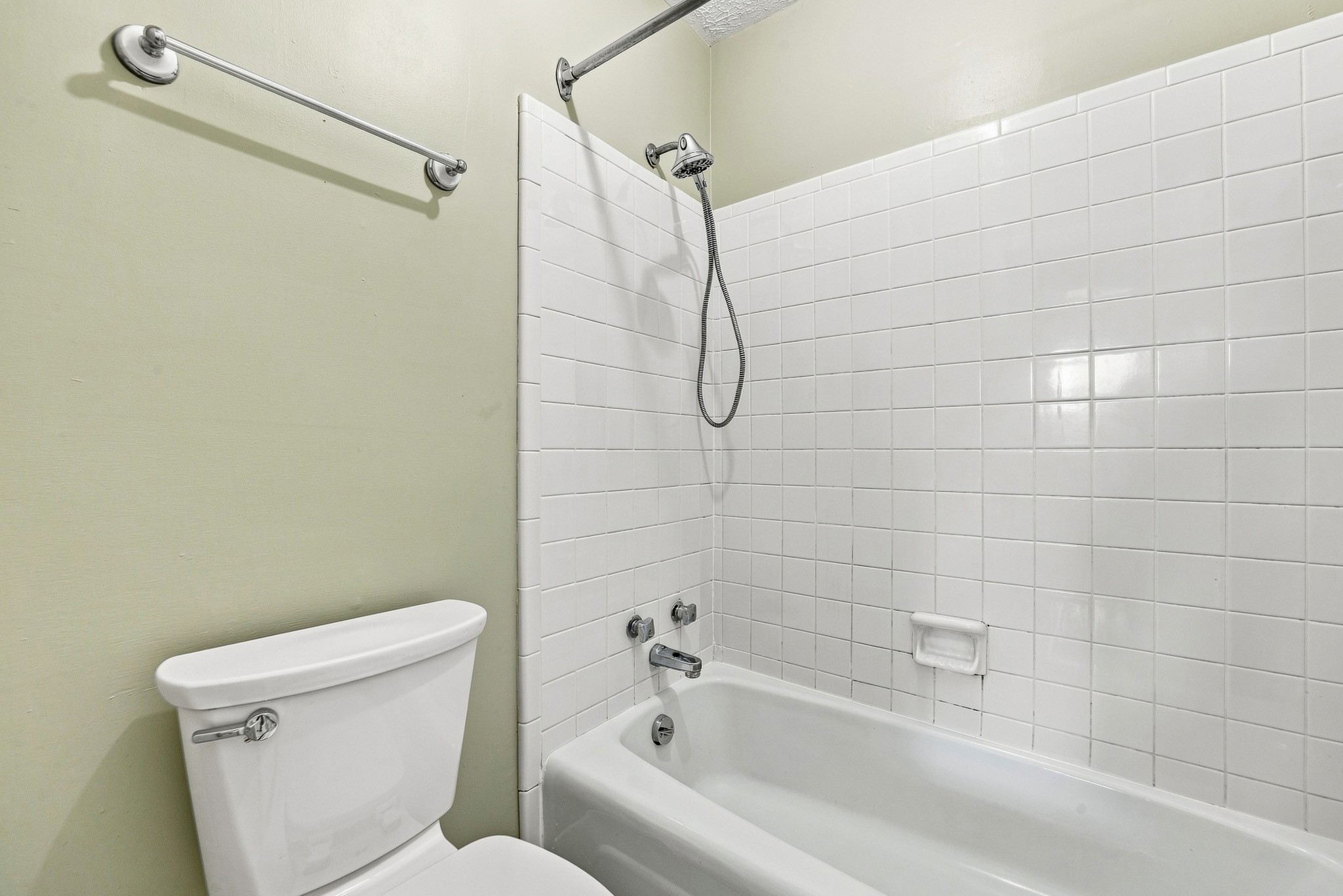 1002 E Northfield Blvd Property Photo 24
