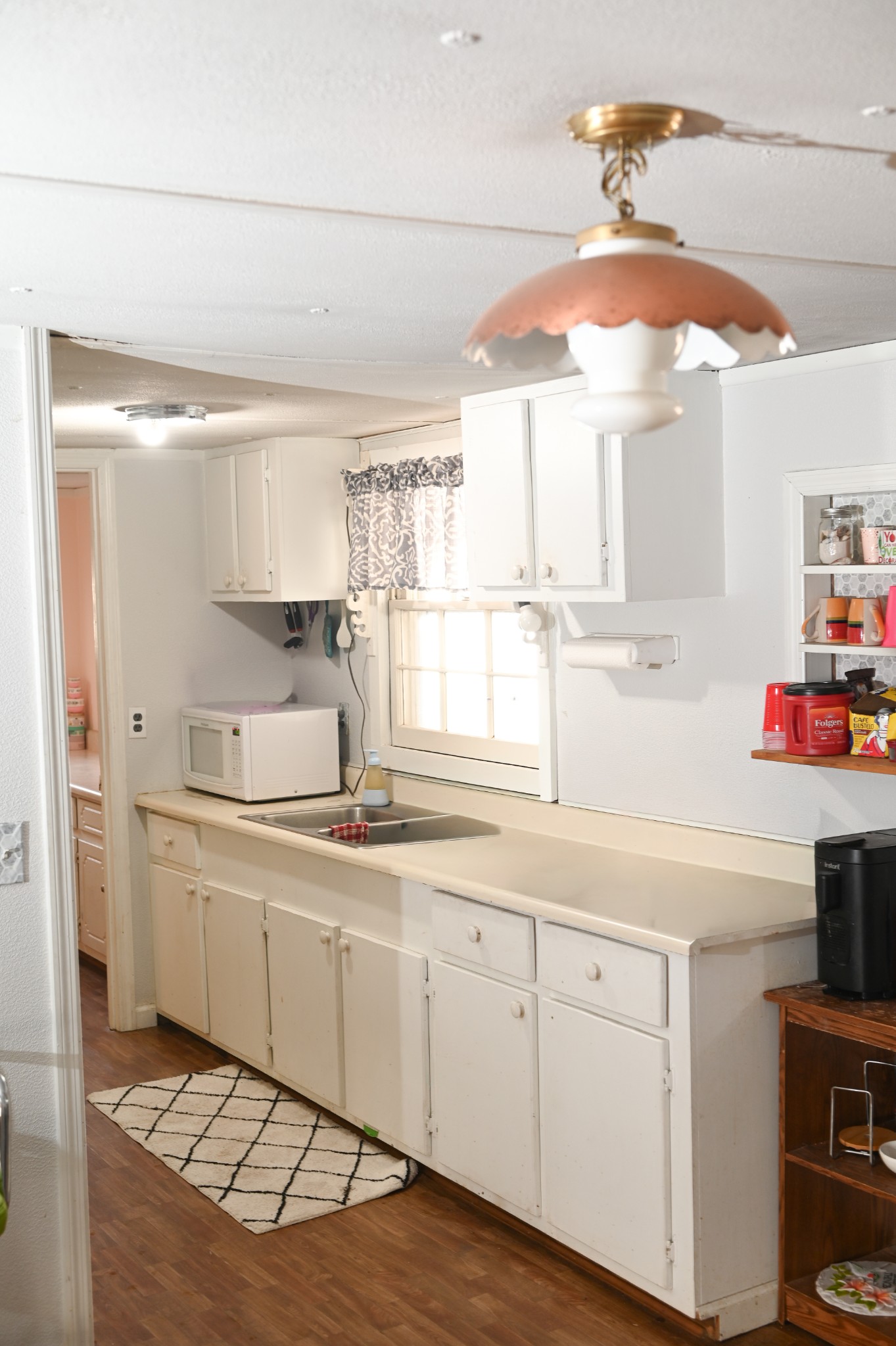 2067 Oak Grove Rd Property Photo 2