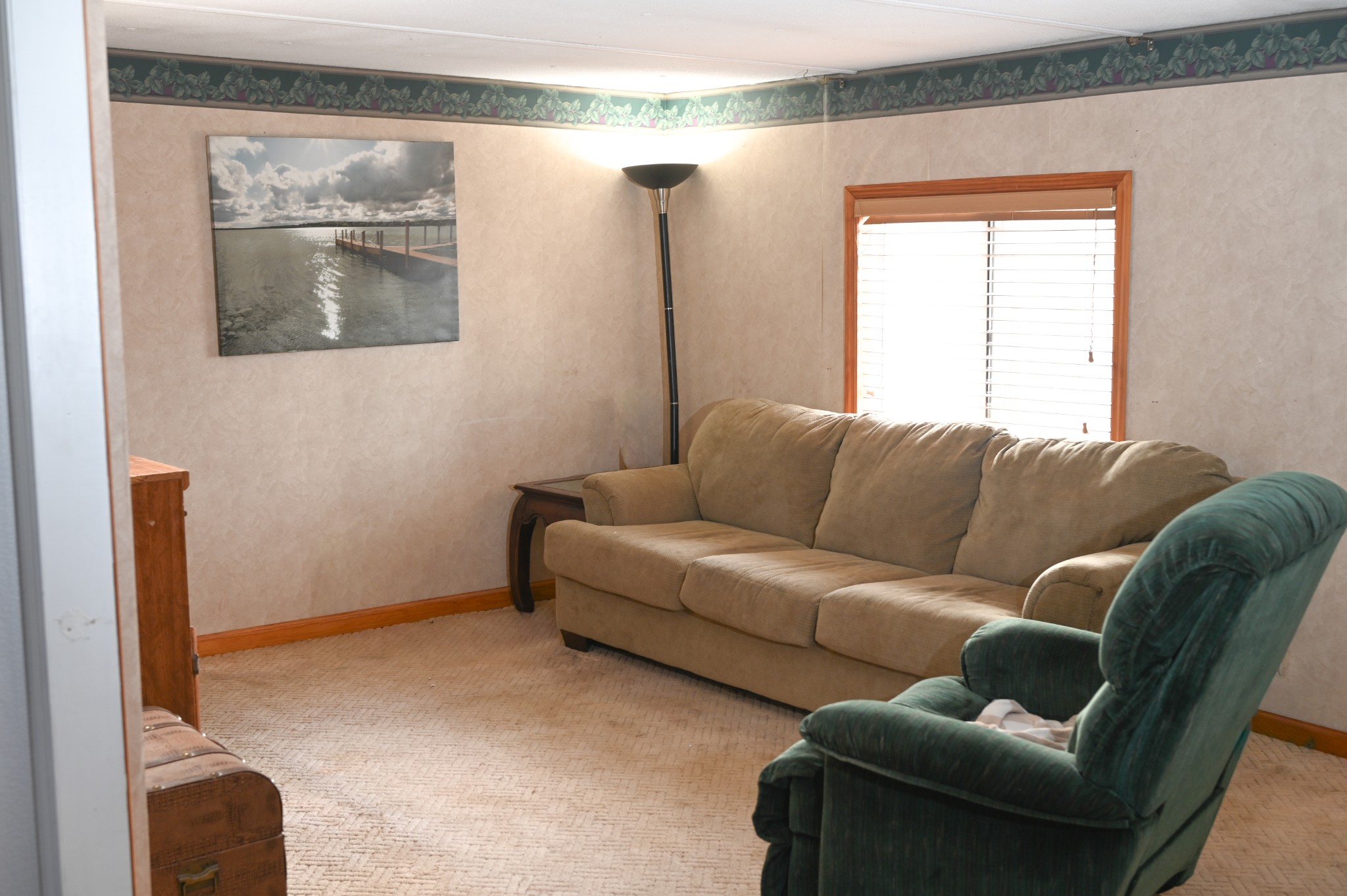 2067 Oak Grove Rd Property Photo 4