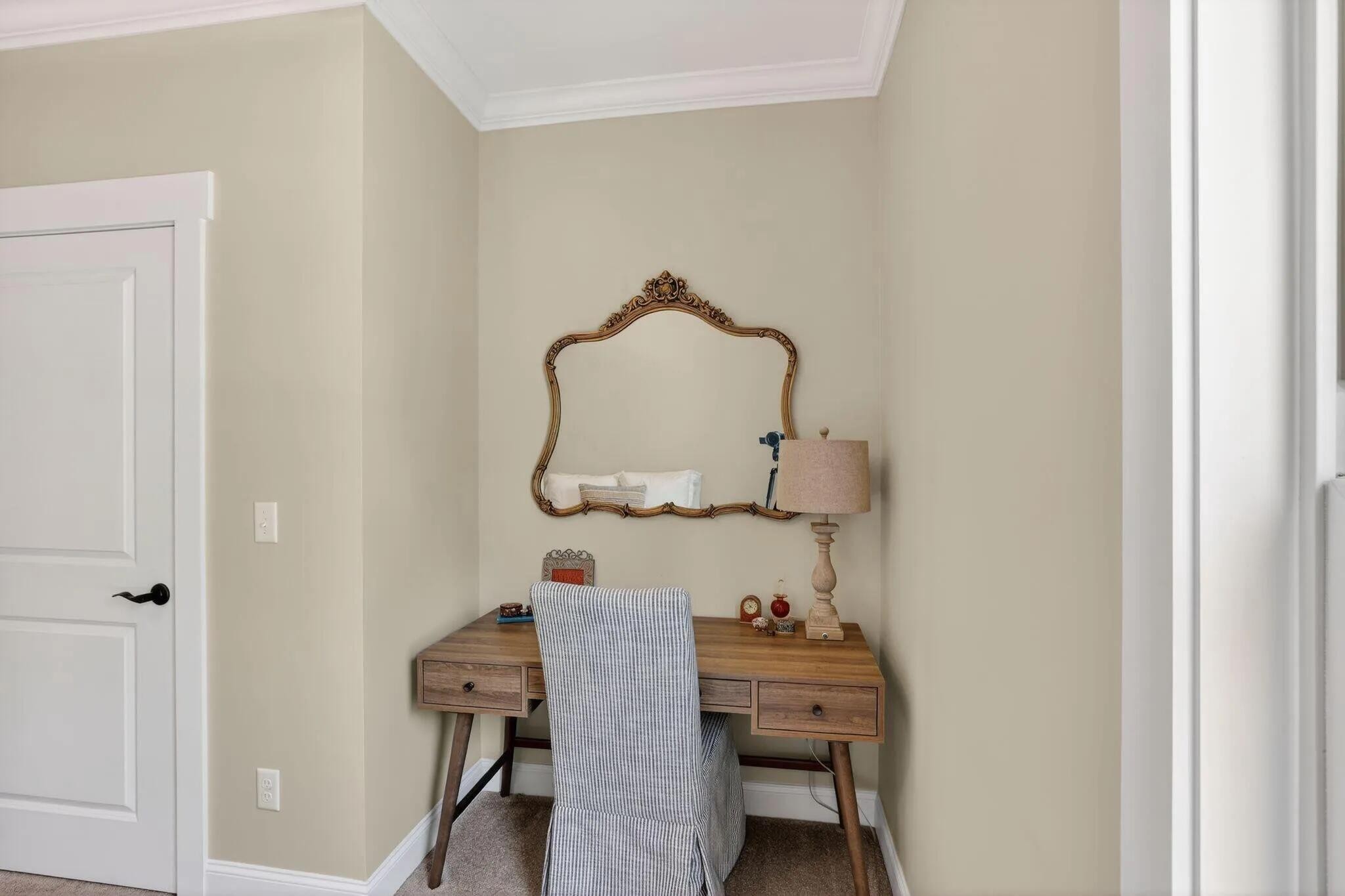 1625 River Bluffs Drive Property Photo 19