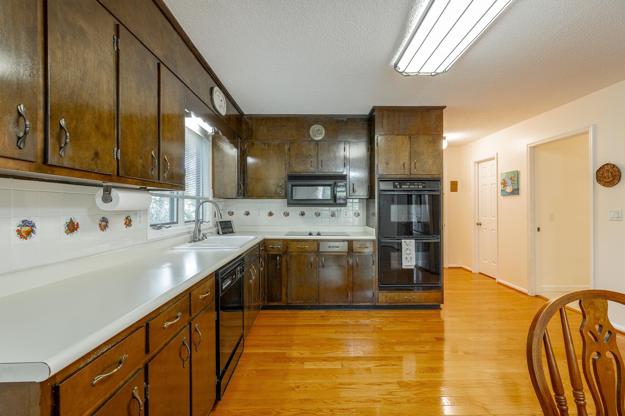 6422 Lake Shadows Circle Property Photo 14