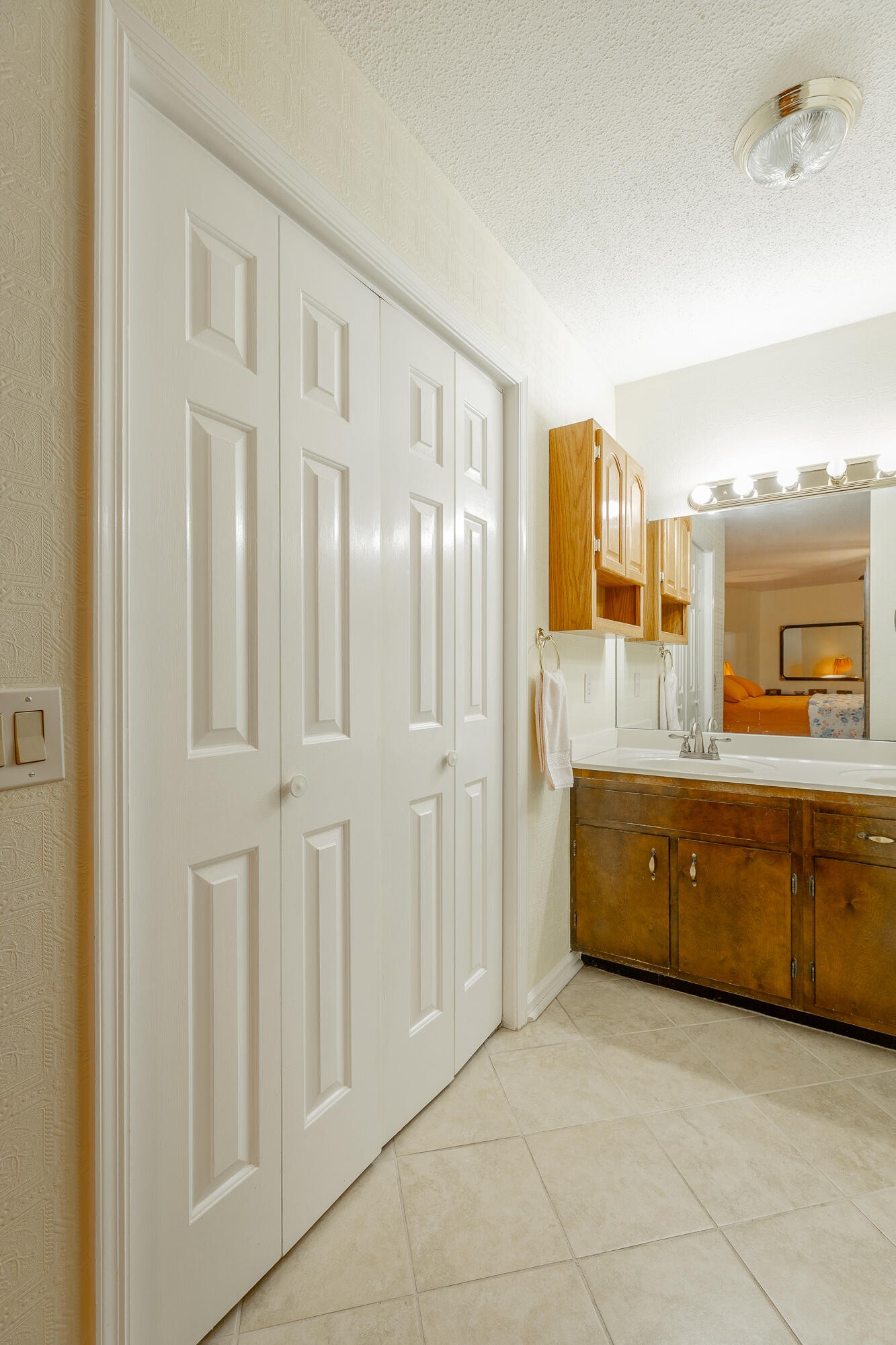 6422 Lake Shadows Circle Property Photo 23