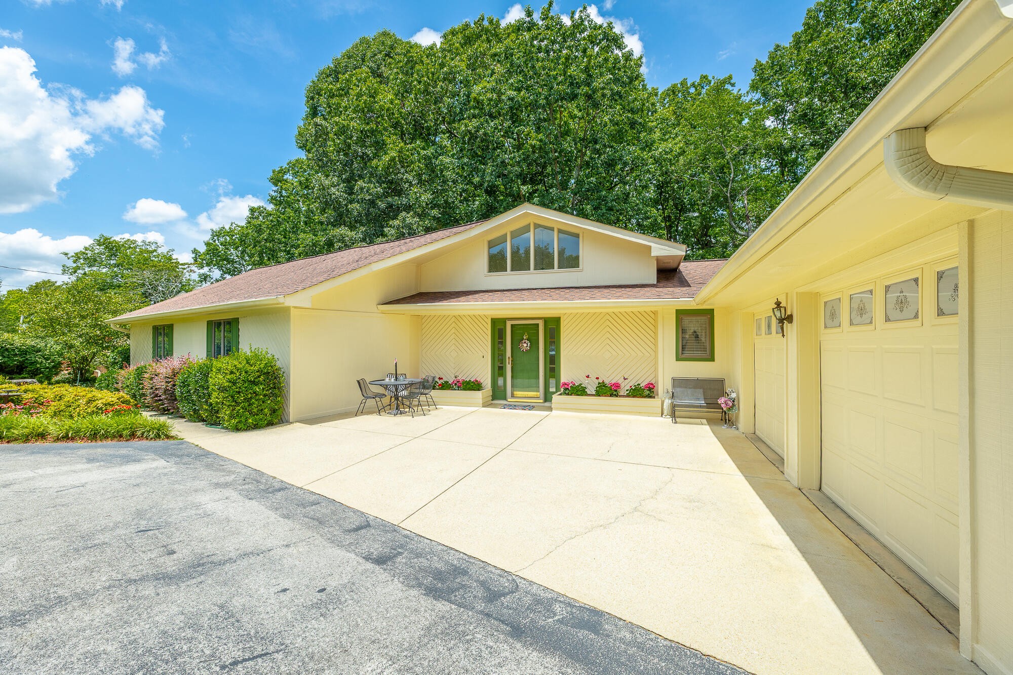 6422 Lake Shadows Circle Property Photo 59